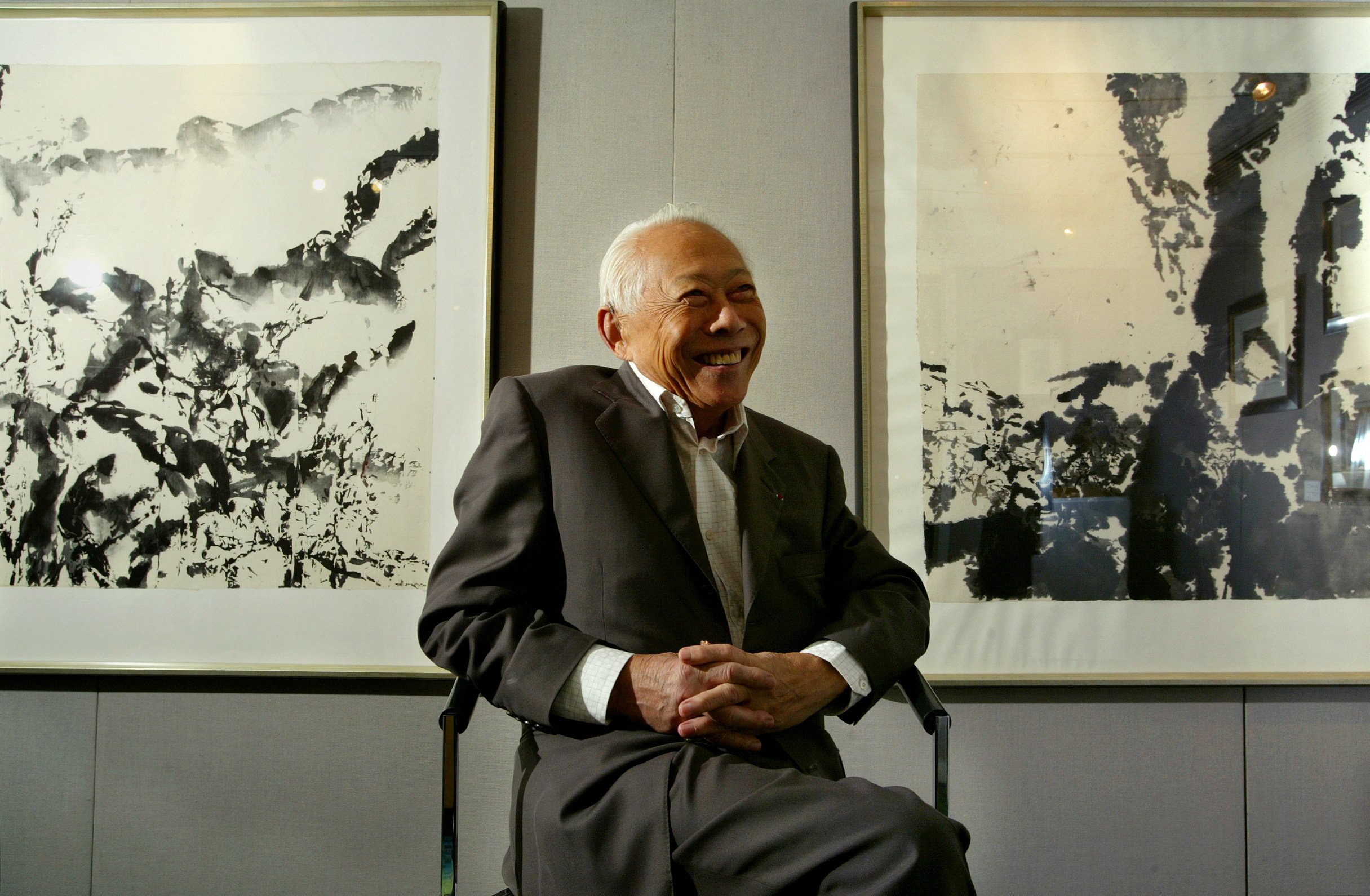 Zao Wou-ki at an exhibition of his work in Hong Kong in 2003. Sin-May Roy Zao, the daughter of Zao’s second wife, Chan May-kan, has donated 12 of his works to Hong Kong’s M+ museum of visual culture. Photo: SCMP