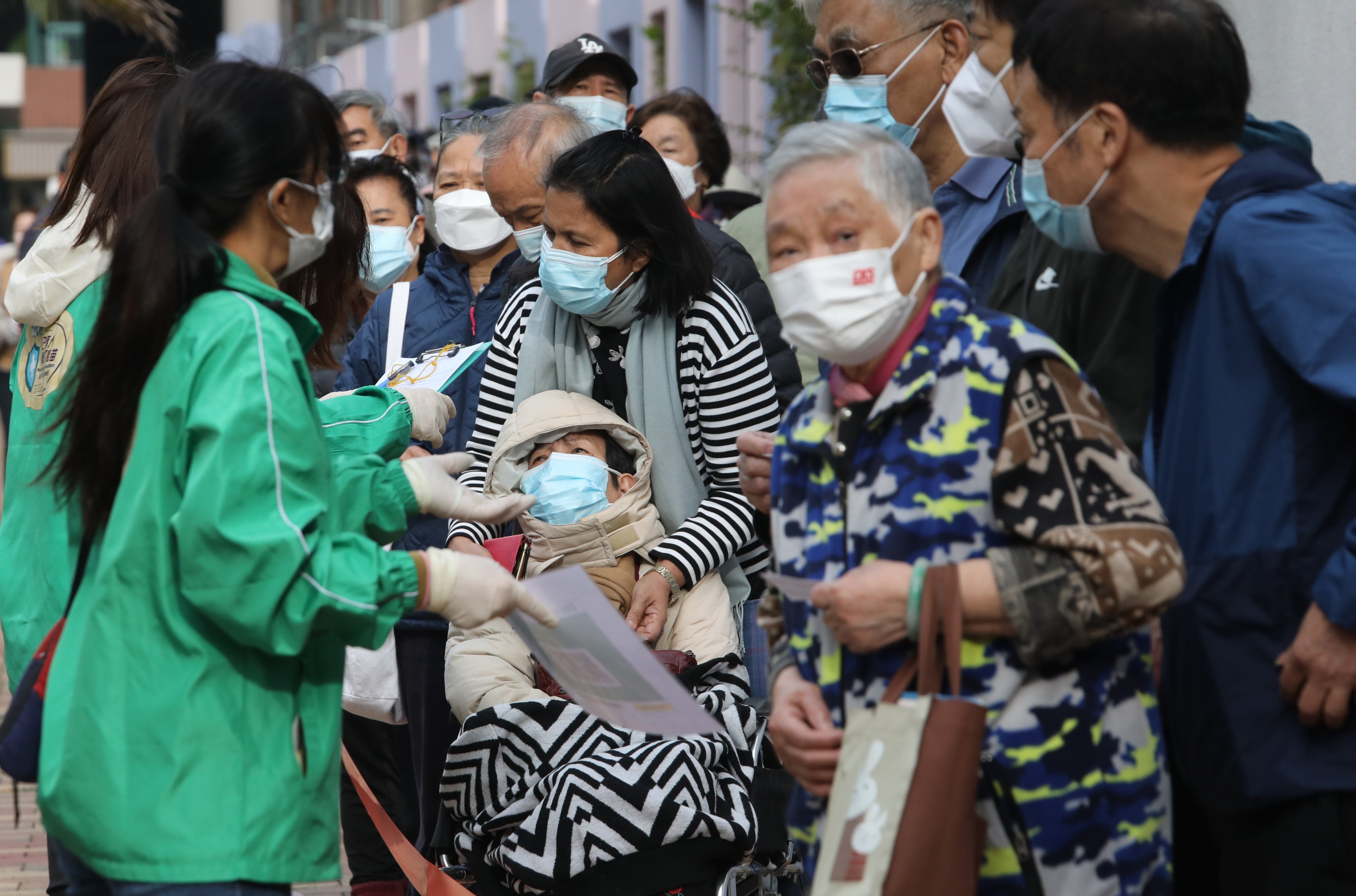 Hong Kong leader Carrie Lam has conceded that the government’s efforts to push Covid-19 vaccination among the elderly were lacking. Photo: Jelly Tse