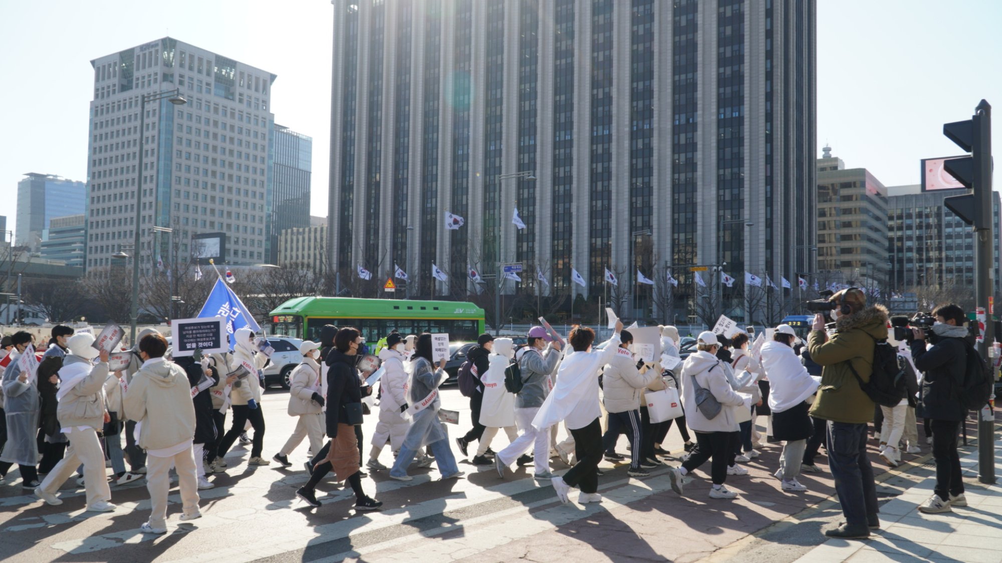 South Korean Women Throw Down The Gauntlet To ‘anti-feminist’ President ...