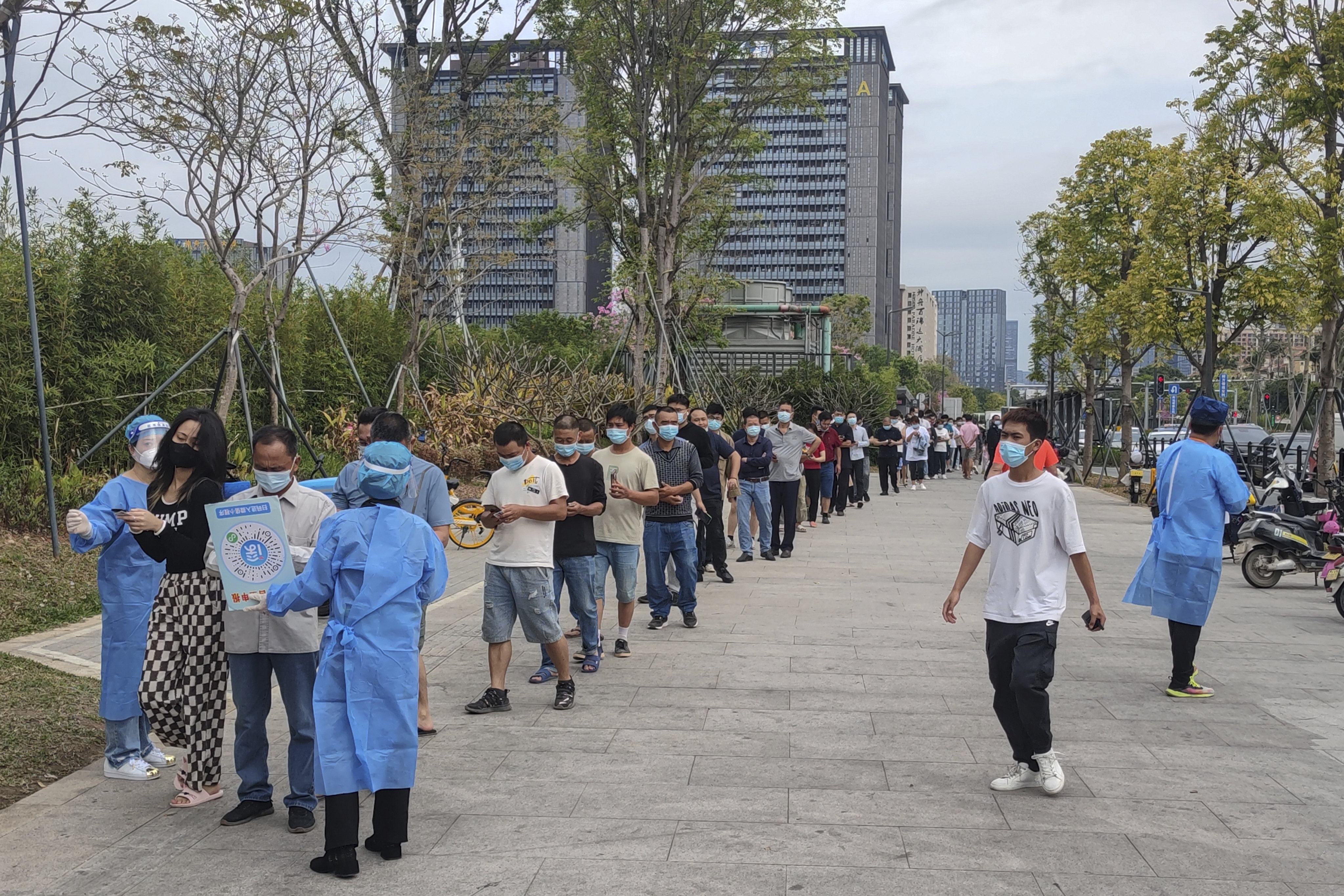 Chinese City Of Shenzhen Adapts To Slow Life During Covid 19 Lockdown South China Morning Post