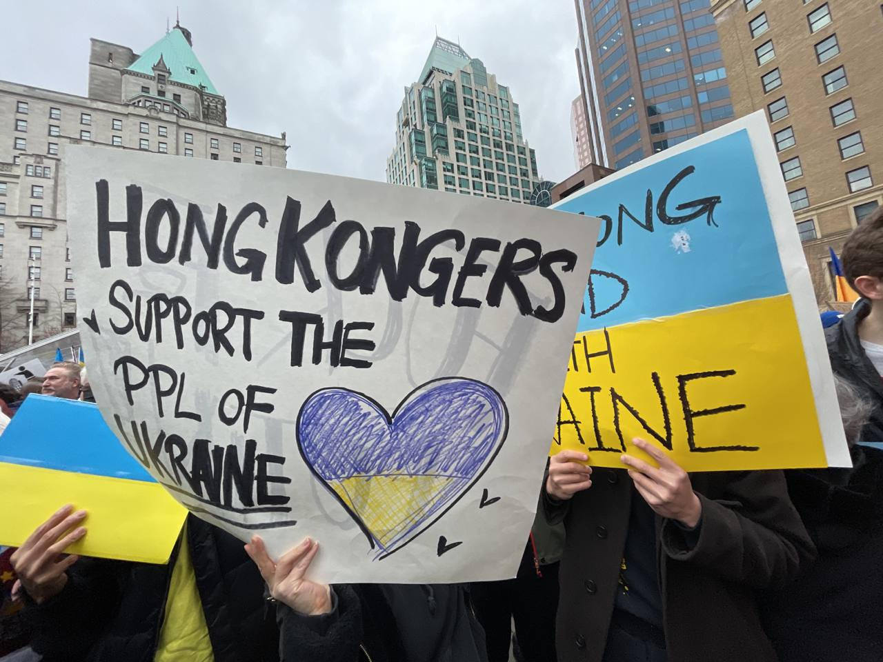 Hong Kong protesters join a rally against Russia’s invasion of Ukraine, in Vancouver, Canada, on February 26. Photo: Instagram / VanActivistsHK