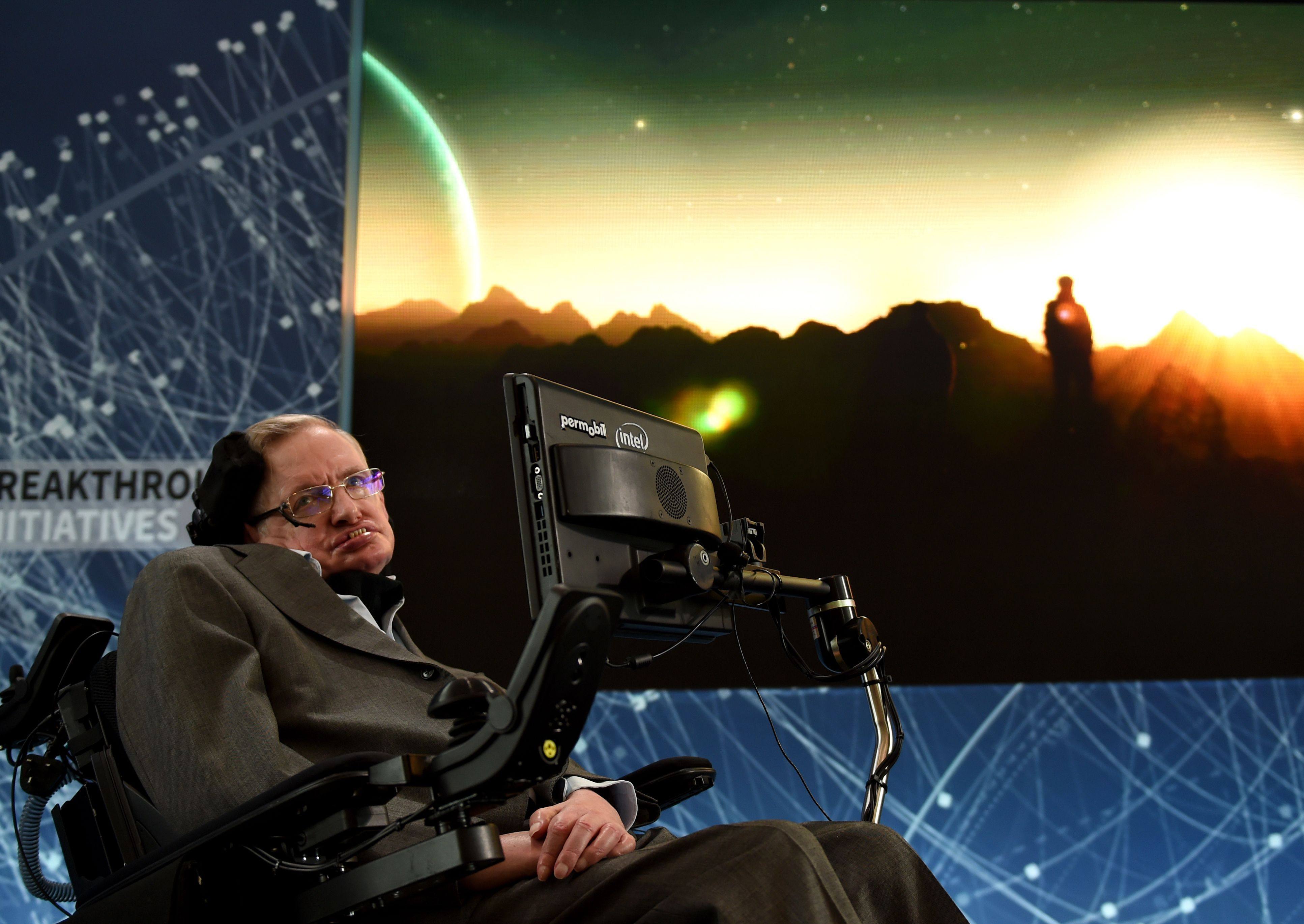 Professor Stephen Hawking attends a press conference at One World Observatory in New York in April 2016. Photo: AFP