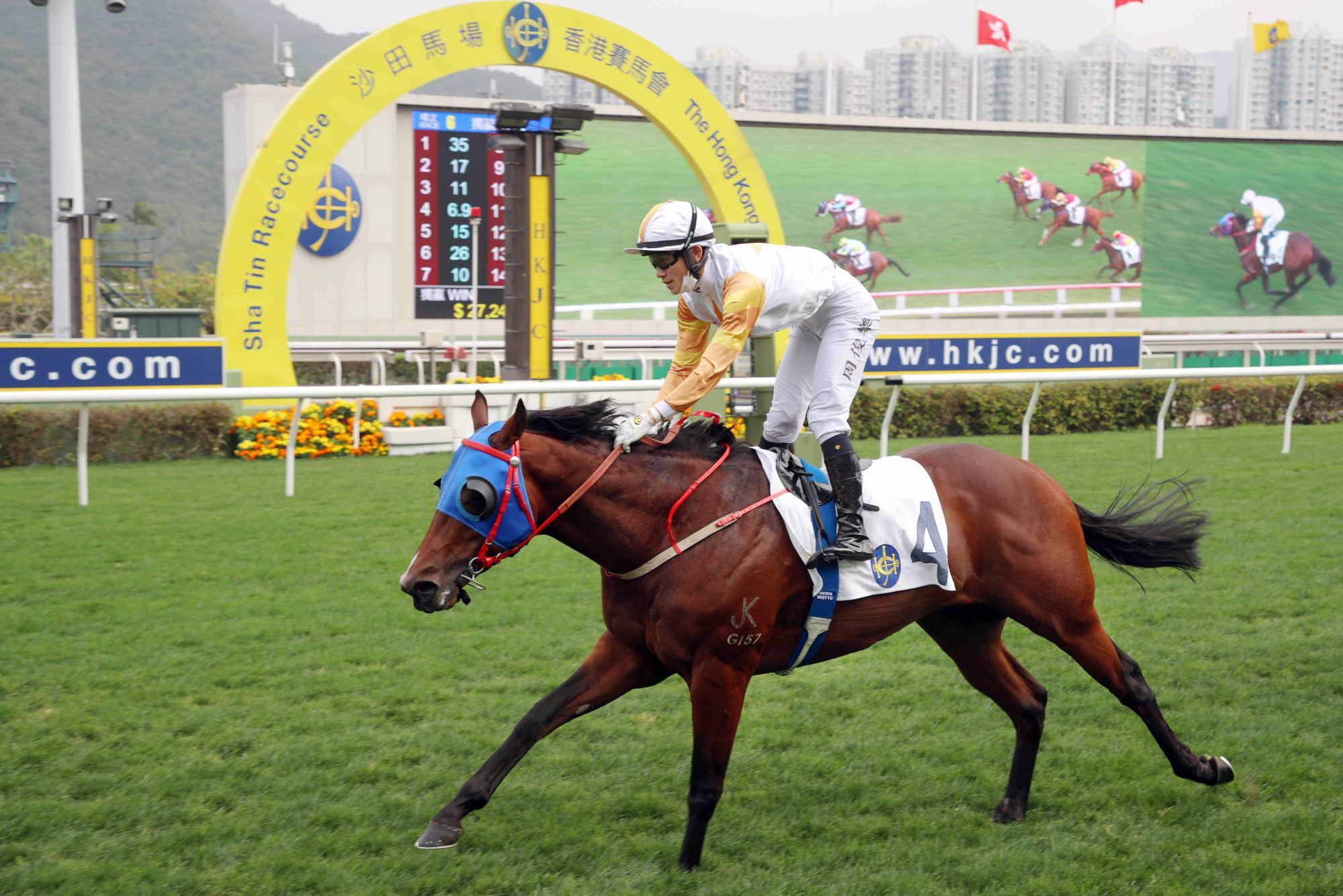 Jerry Chau misses out on eight rides on Wednesday night. Photo: HKJC