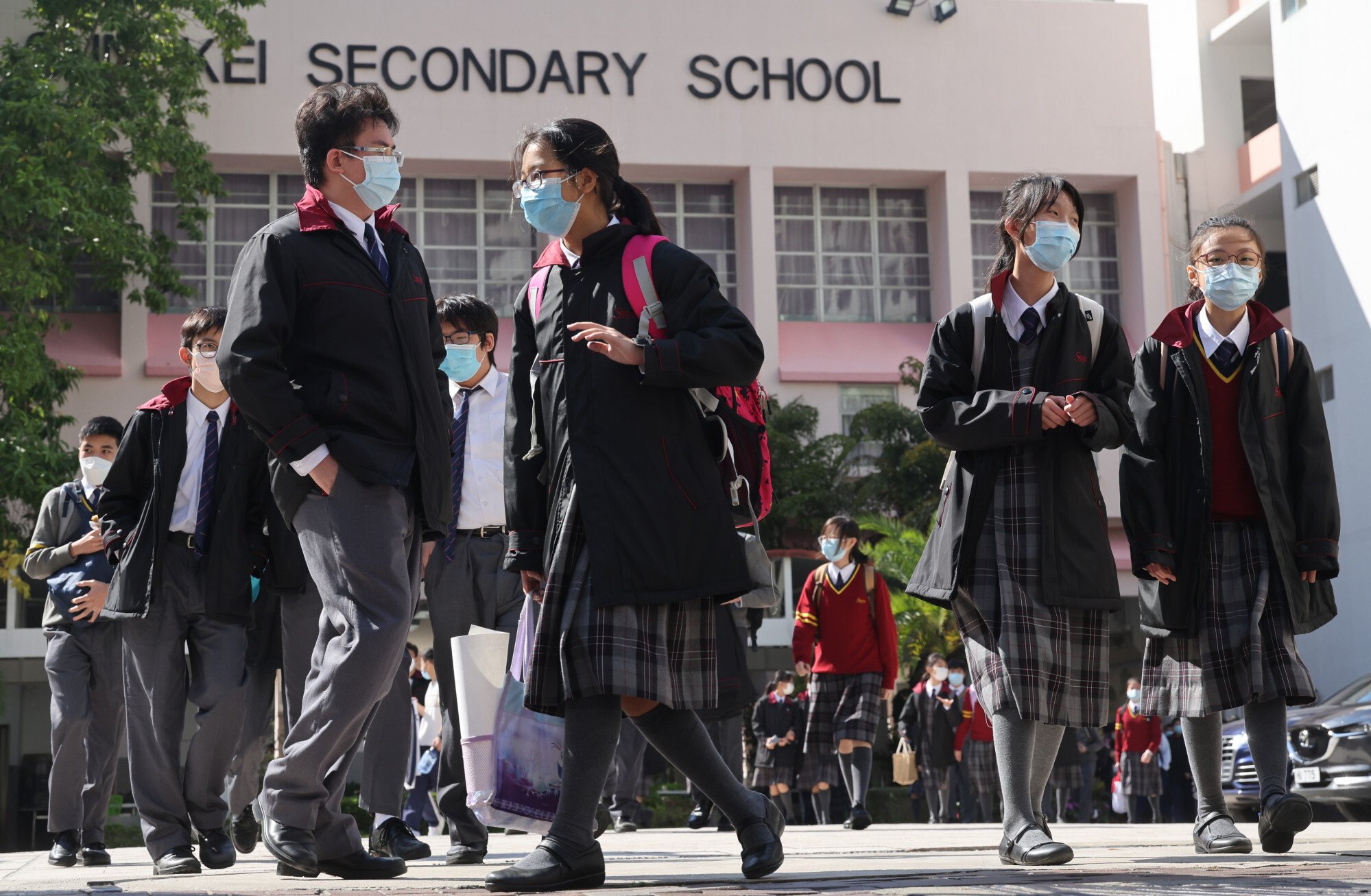 Secondary schools will resume in-person classes after the Diploma of Secondary Education exams. Photo: May Tse