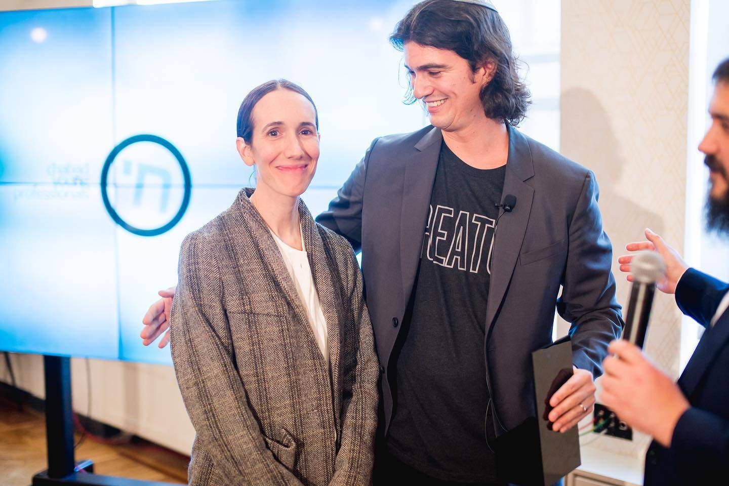 WeWork co-founder Adam Neumann and his wife Rebekah Neumann. Photo: @chabadyoung/Instagram