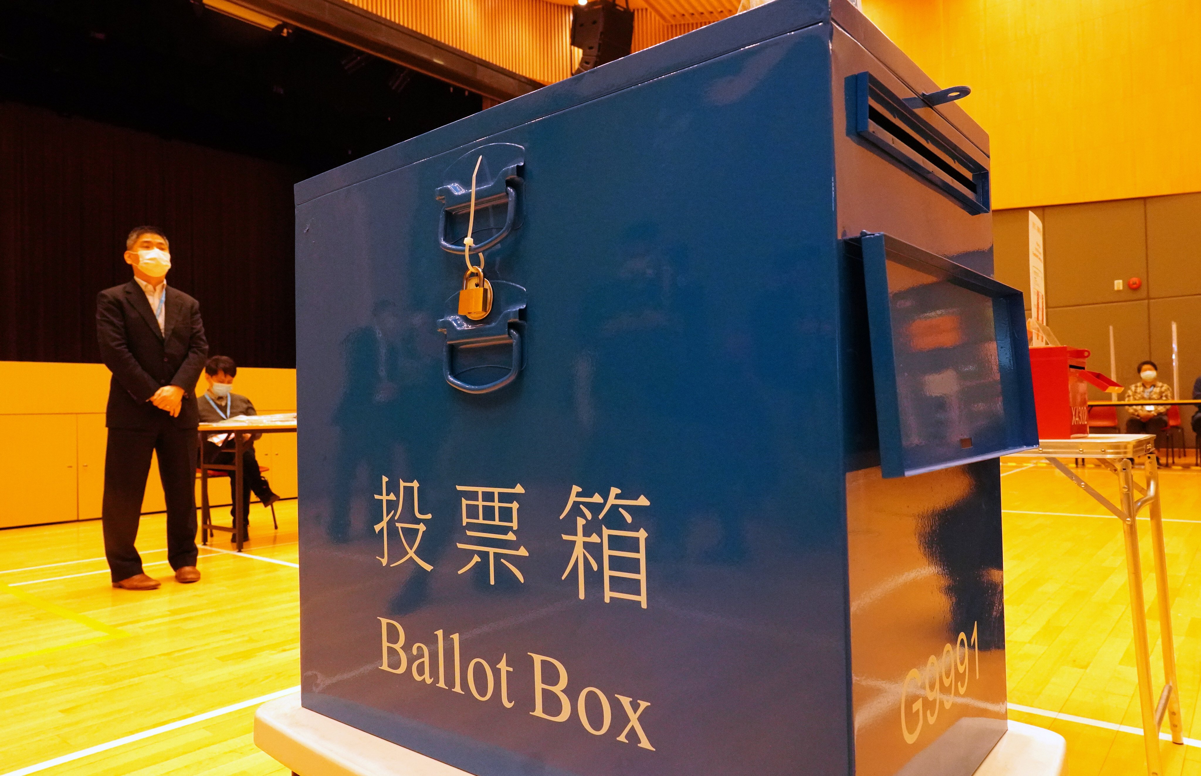 A data leak at Hong Kong’s electoral office has exposed the personal details of 15,000 voters. Photo: Robert Ng