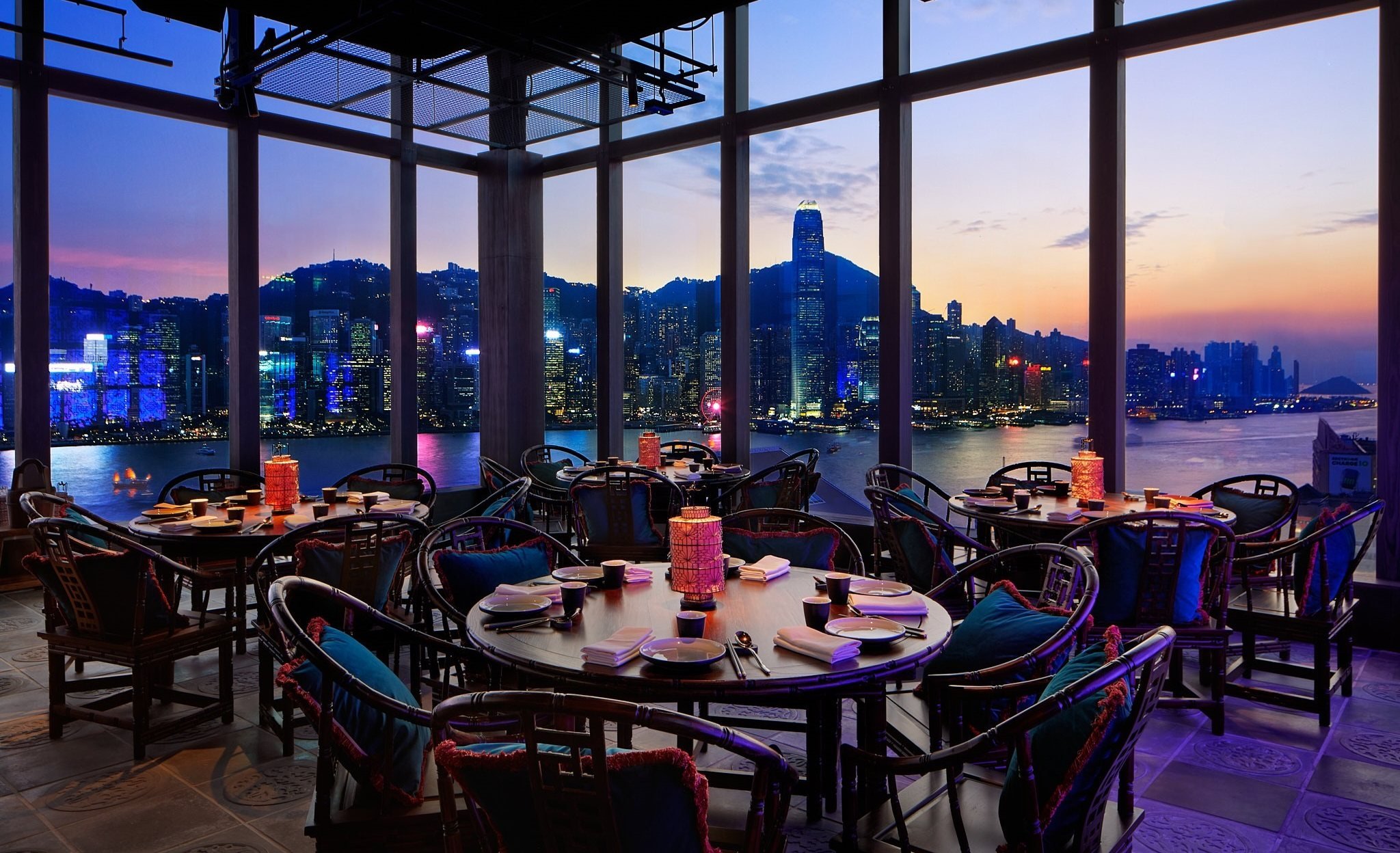 Hutong has been listed in the Chinese category in the South China Morning Post’s 100 Top Tables 2022, which features 100 of the best restaurants in Hong Kong and Macau.