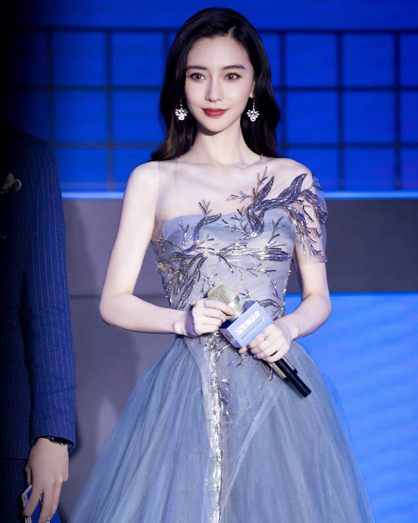 Read on for Angelababy’s top beauty tips. Photo: @luv_u_angelababy/Instagram