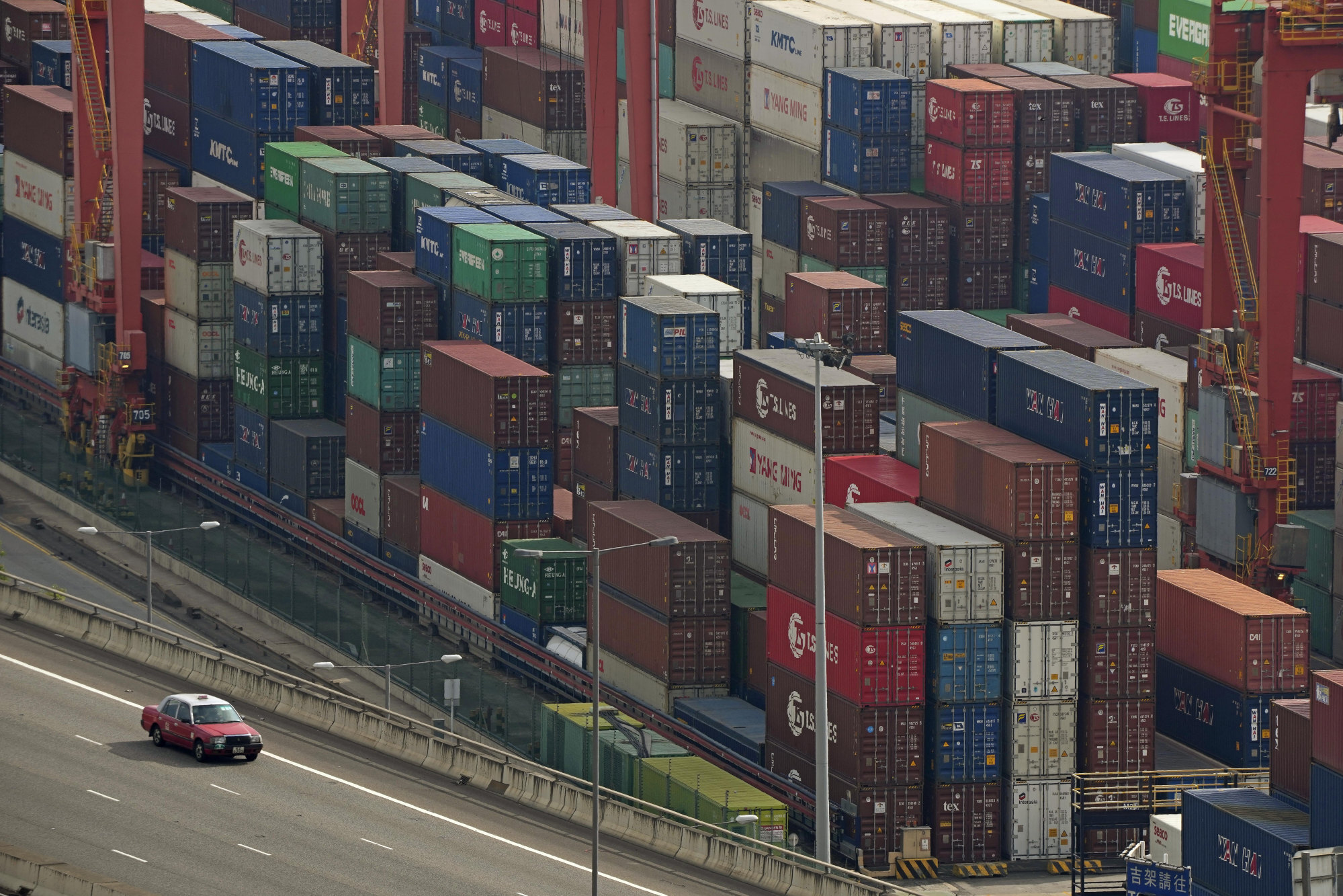 China never met the level of purchases of US goods it committed to buy in the phase-one deal of 2020. Photo: AP China never met the level of purchases of US goods it committed to buy in the phase-one deal of 2020. Photo: AP