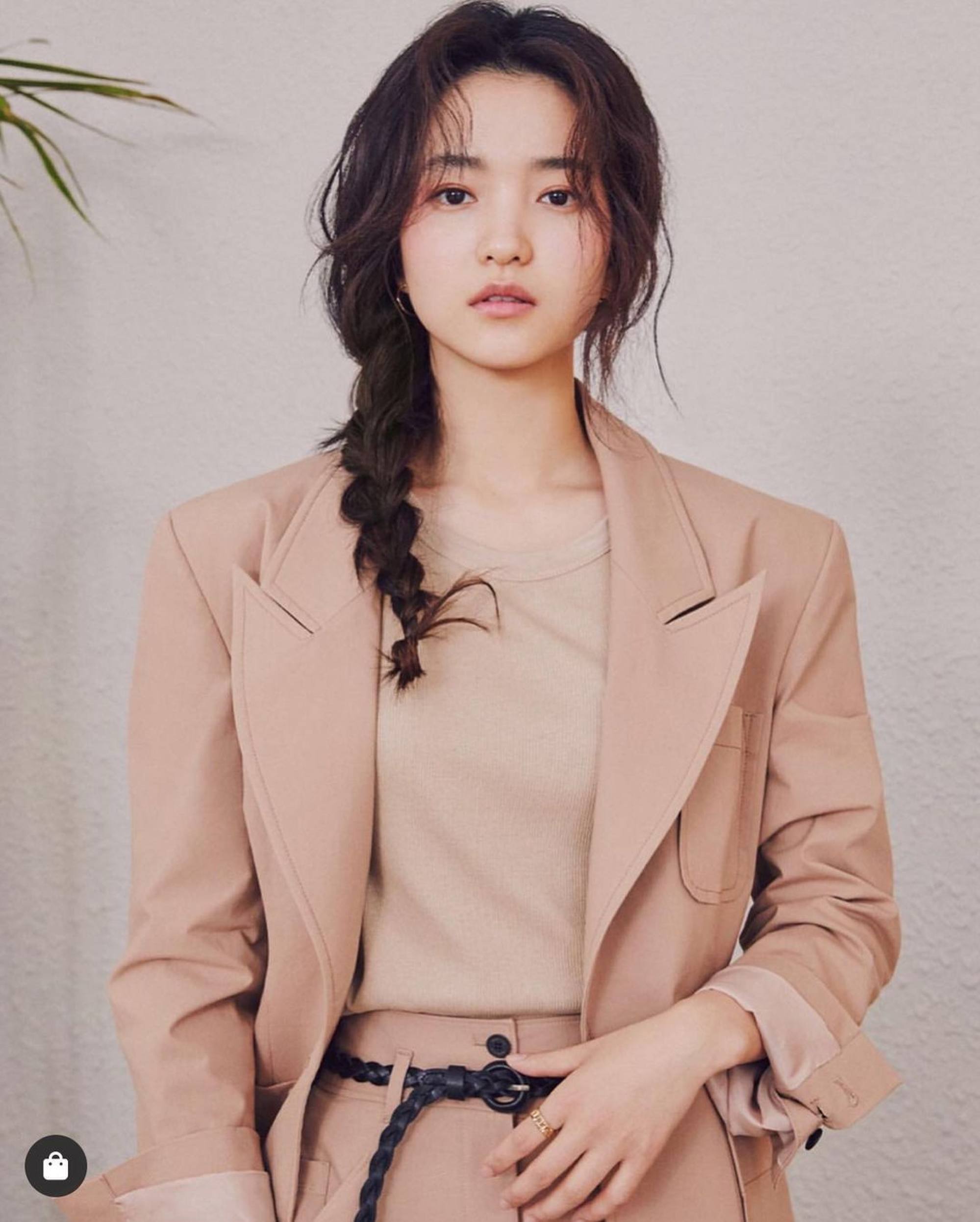 6 Fakta Mengenai Kim Tae Ri, Bintang Siri Nostalgia Twenty Five Twenty One