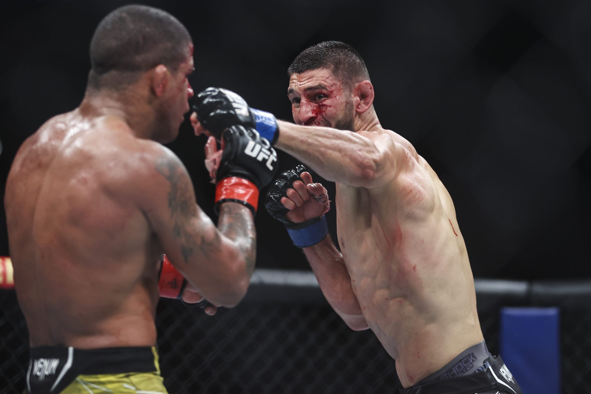 Dana White commented on Khamzat Chimaev's win over Gilbert Burns at UFC 273 
