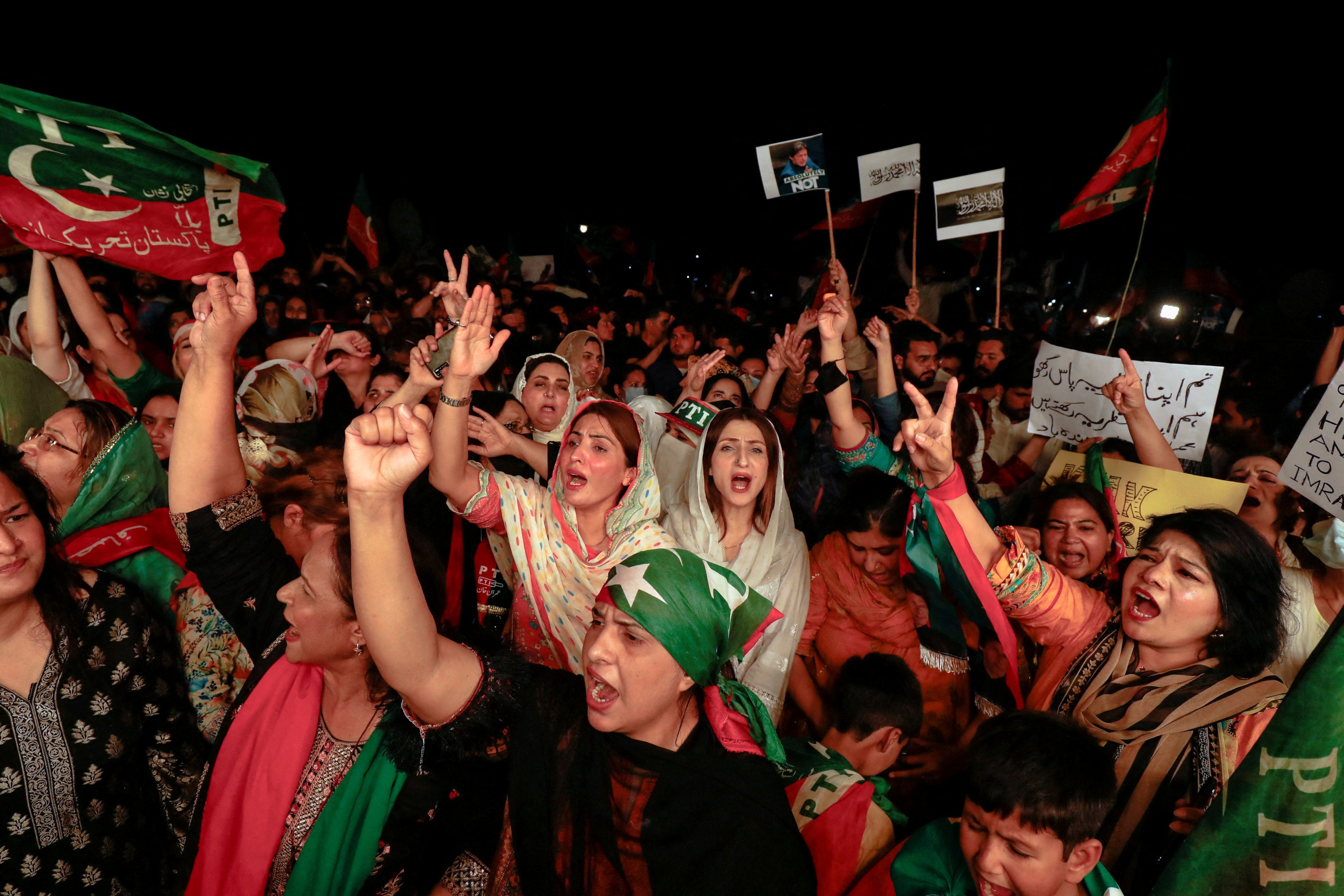Supporters of the Pakistan Tehreek-e-Insaf (PTI) political party rally in support of former Pakistani Prime Minister Imran Khan in Islamabad, Pakistan on April 10. Photo: Reuters