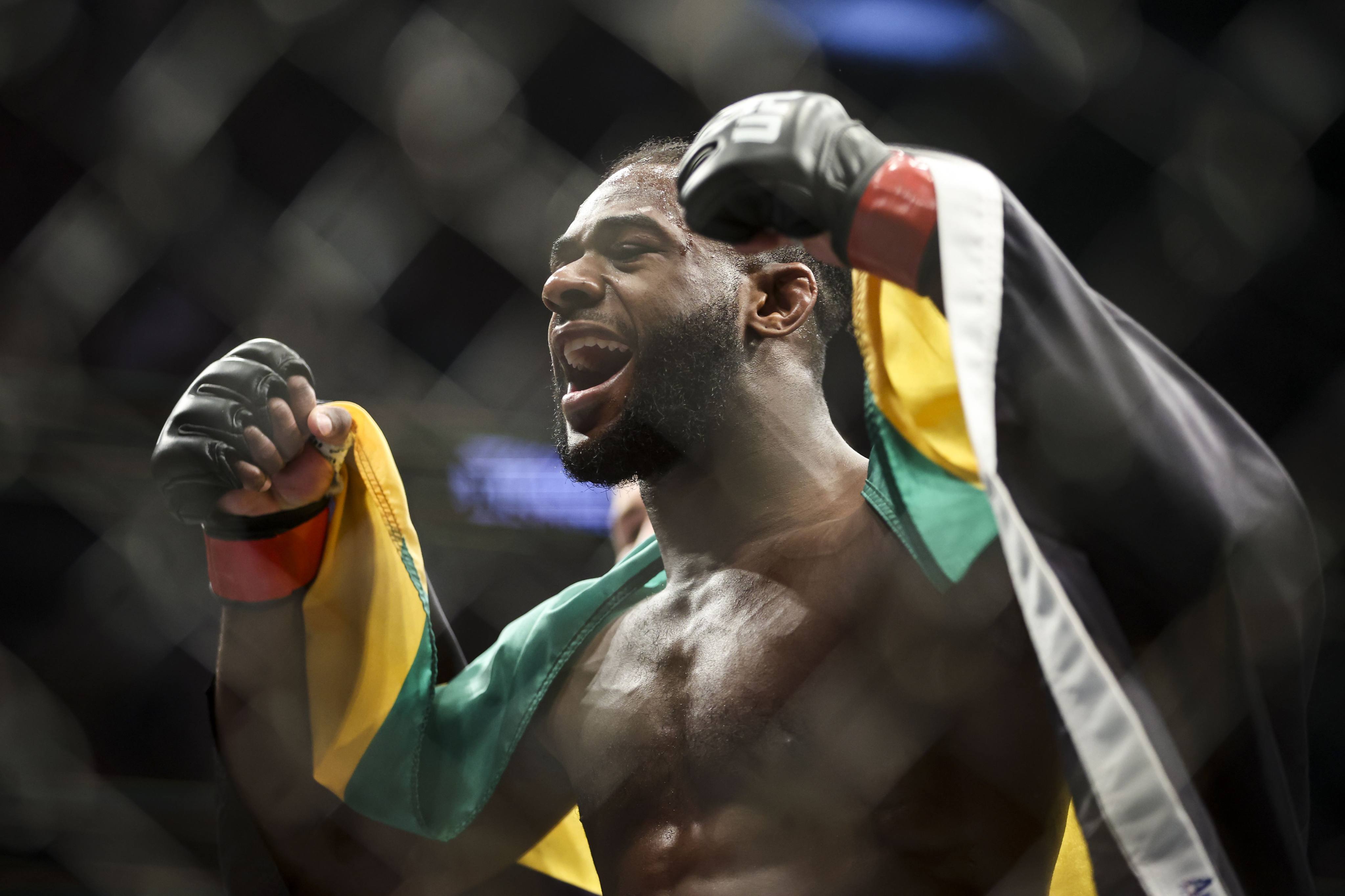 Morning Report: Aljamain Sterling would be 'very ecstatic' for