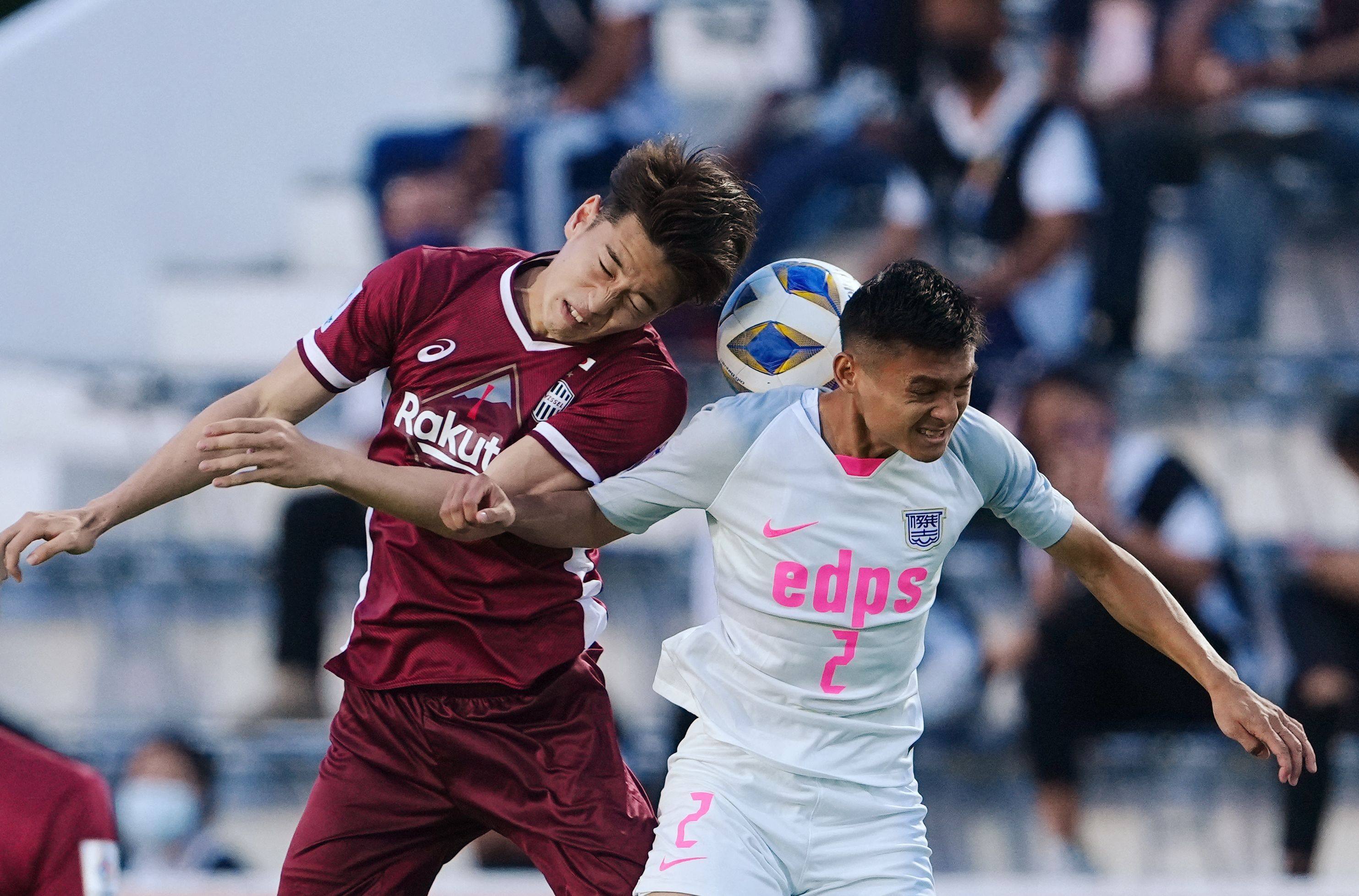 Vissel Kobe’s Yuki Kobayashi in action with Kitchee’s Tsz Chun Law during the AFC Champions League Group J match. Photo: Reuters