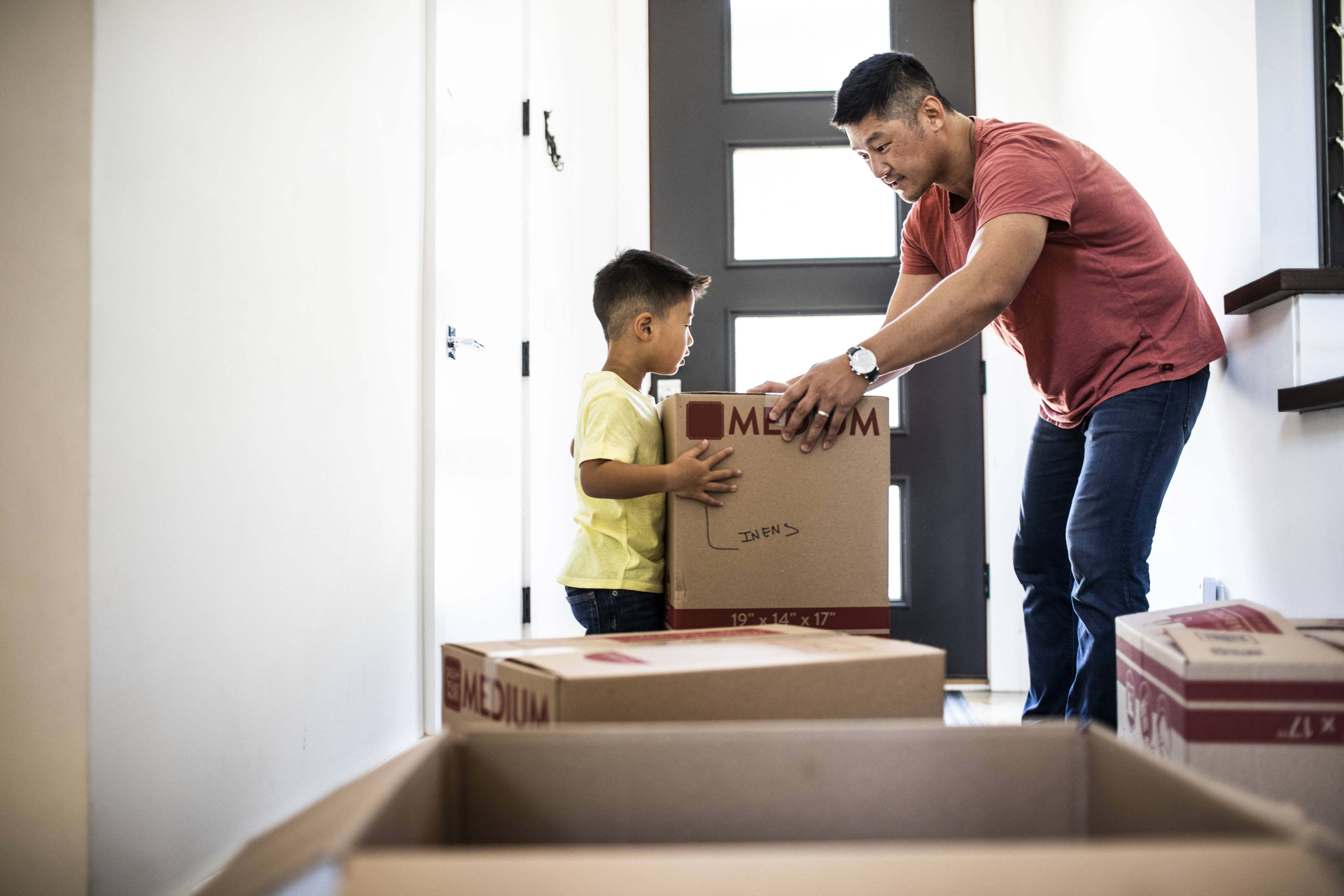 Moving home, especially to a new country, can be a stressful event. A Zen Buddhist priest’s book offers practical advice about how to minimise the stress of this and other life events. Photo: Getty Images