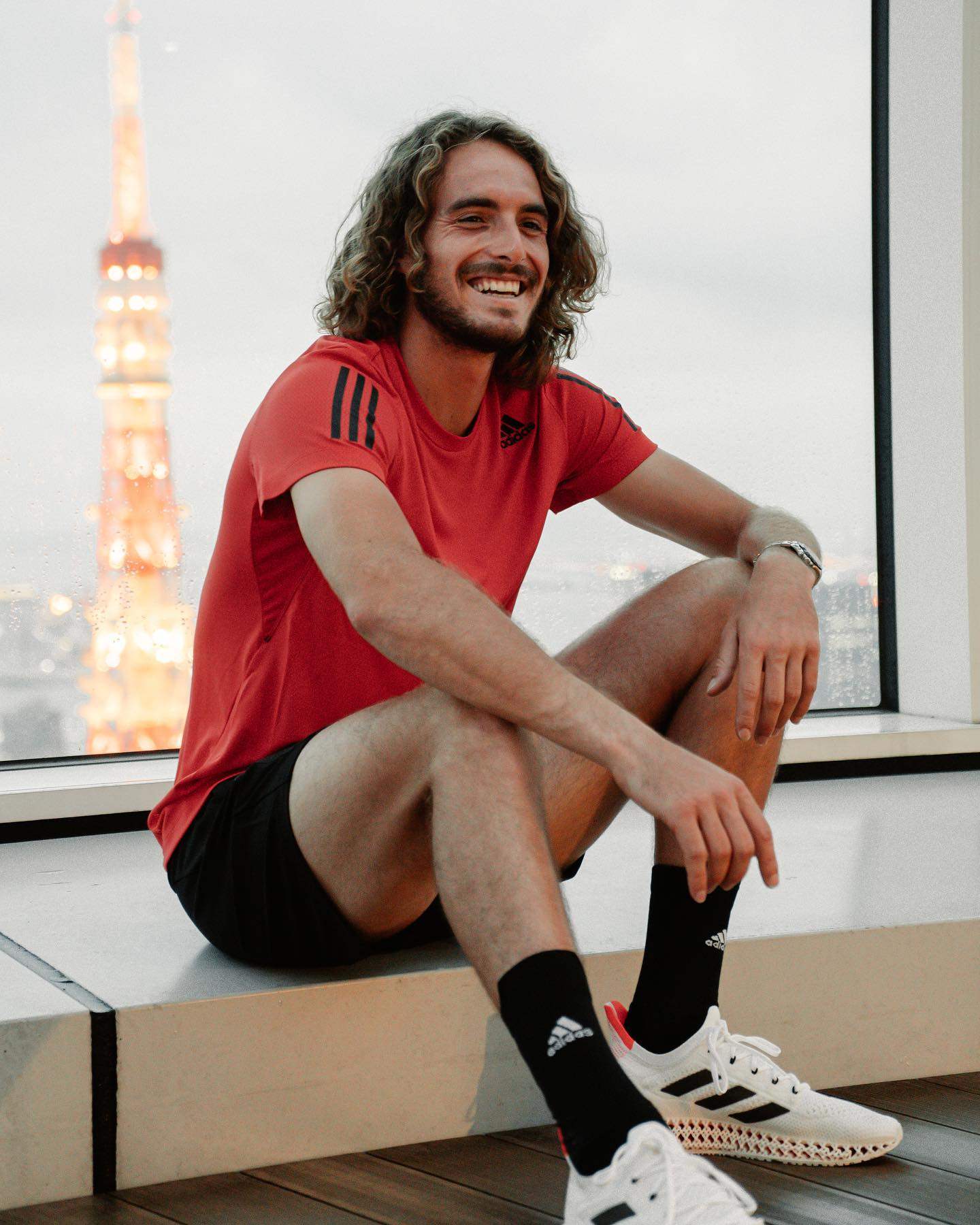 Stefanos Tsitsipas’ ability to not take himself too seriously off court is winning him plenty of fans too. Photo: @stefanostsitsipas98/Instagram