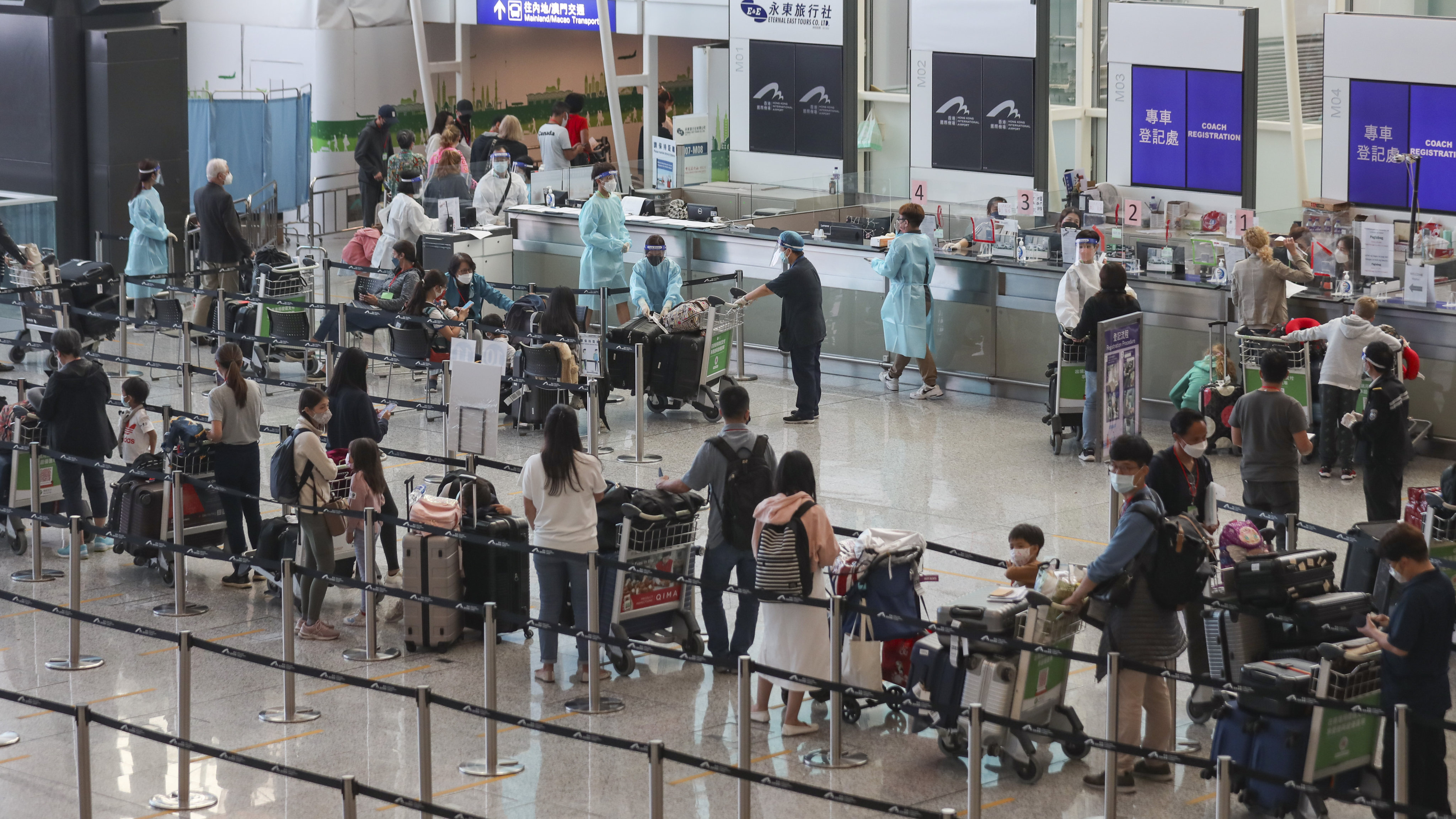 Passengers arrive at Hong Kong International Airport. Photo: Xiaomei Chen