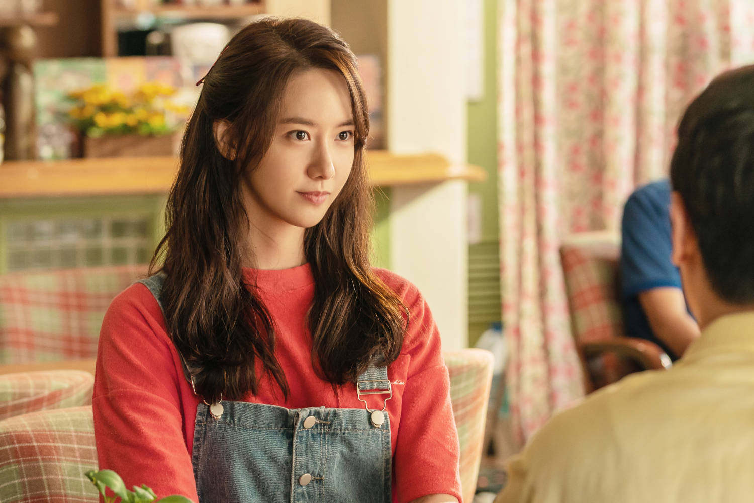 Im Yoon-ah in a still from Miracle: Letters to the President.