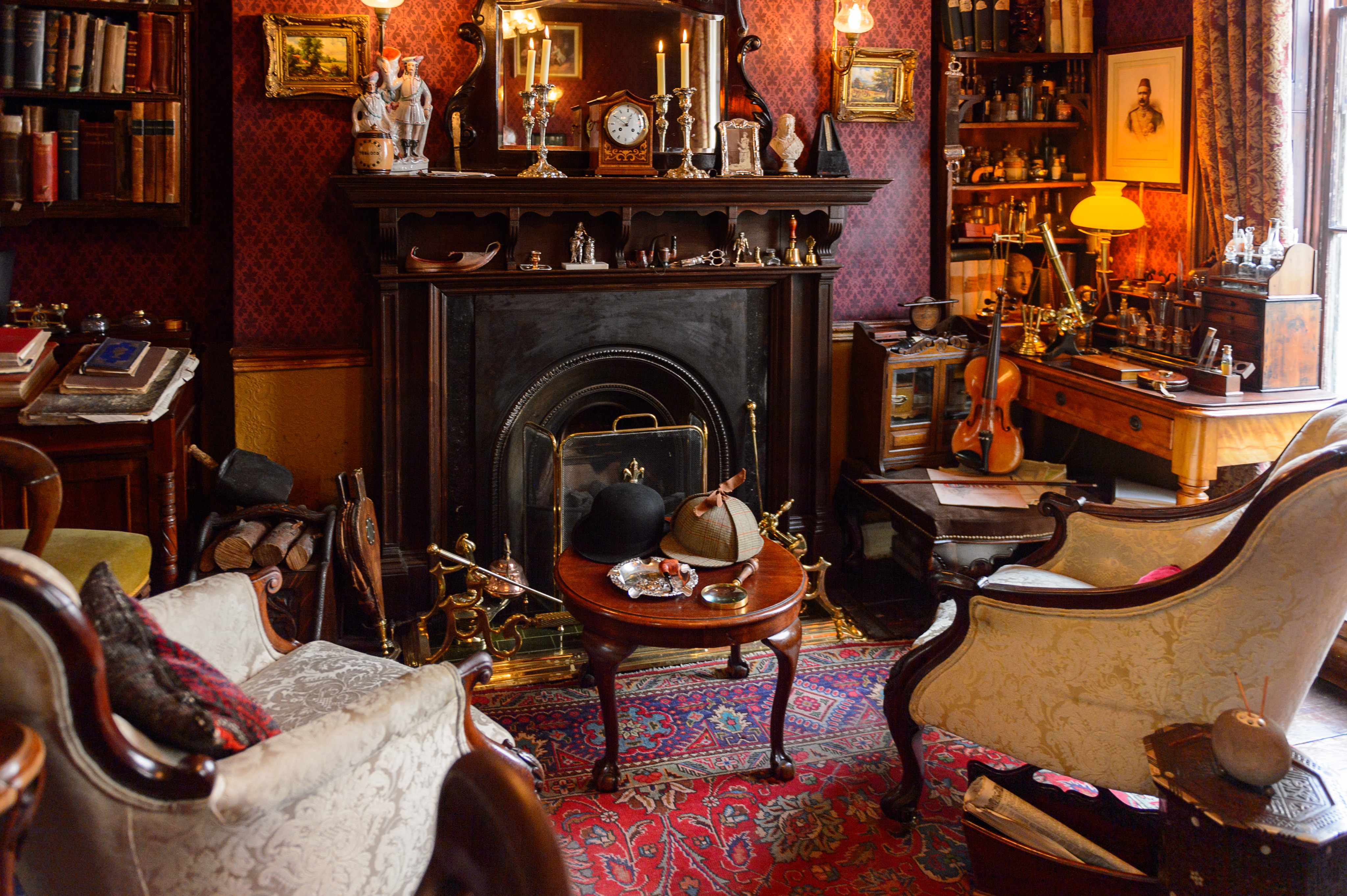 The main living room of the Sherlock Holmes Museum at 221B Baker Street in London. Photo:  Anton_Ivanov / Shutterstock