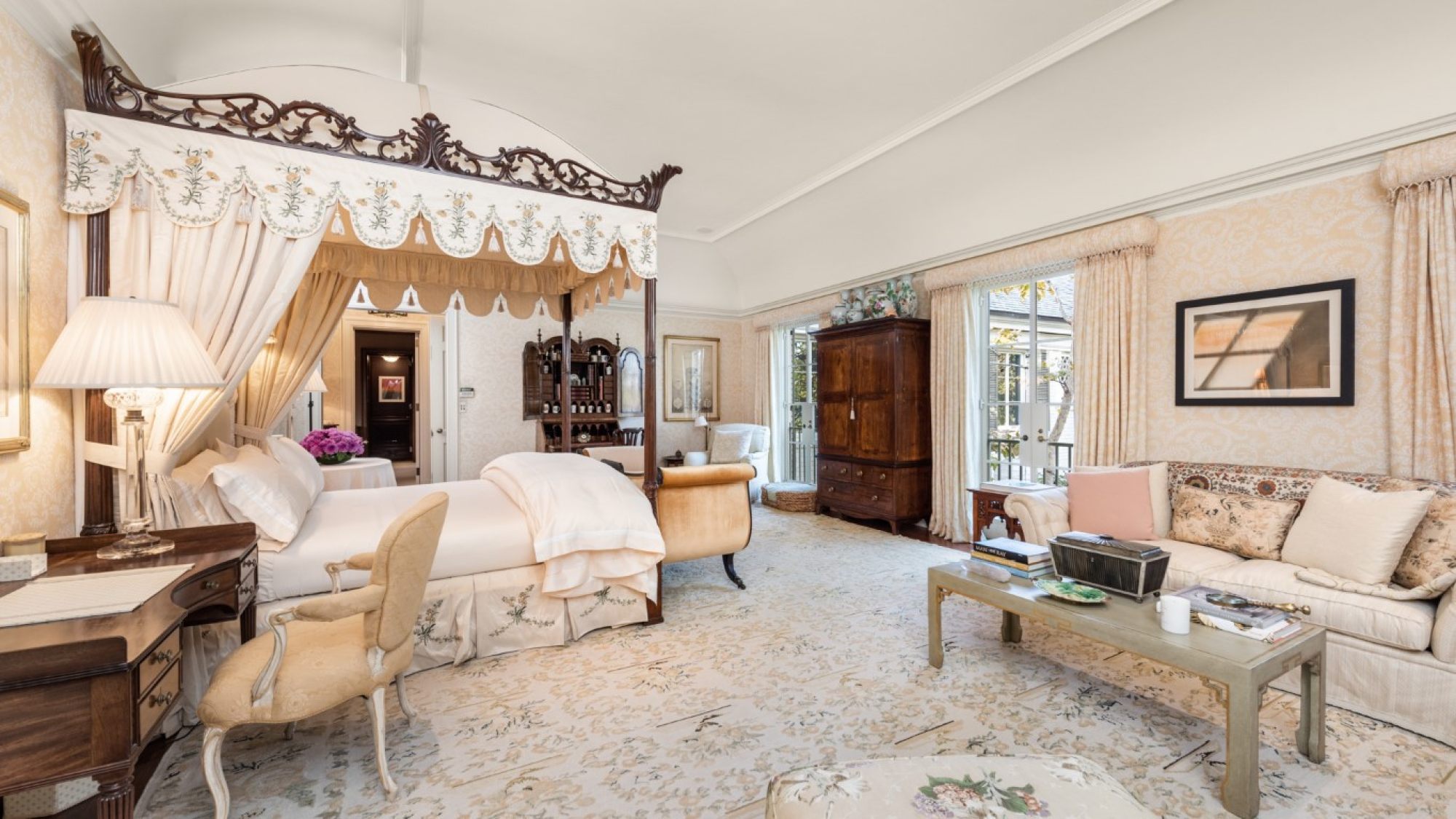 Inside Robbie Williams' new US$50 million LA mansion: after selling his last home to Drake, the former Take That singer has bought OG Funny Girl Fanny Brice's estate | South China Morning