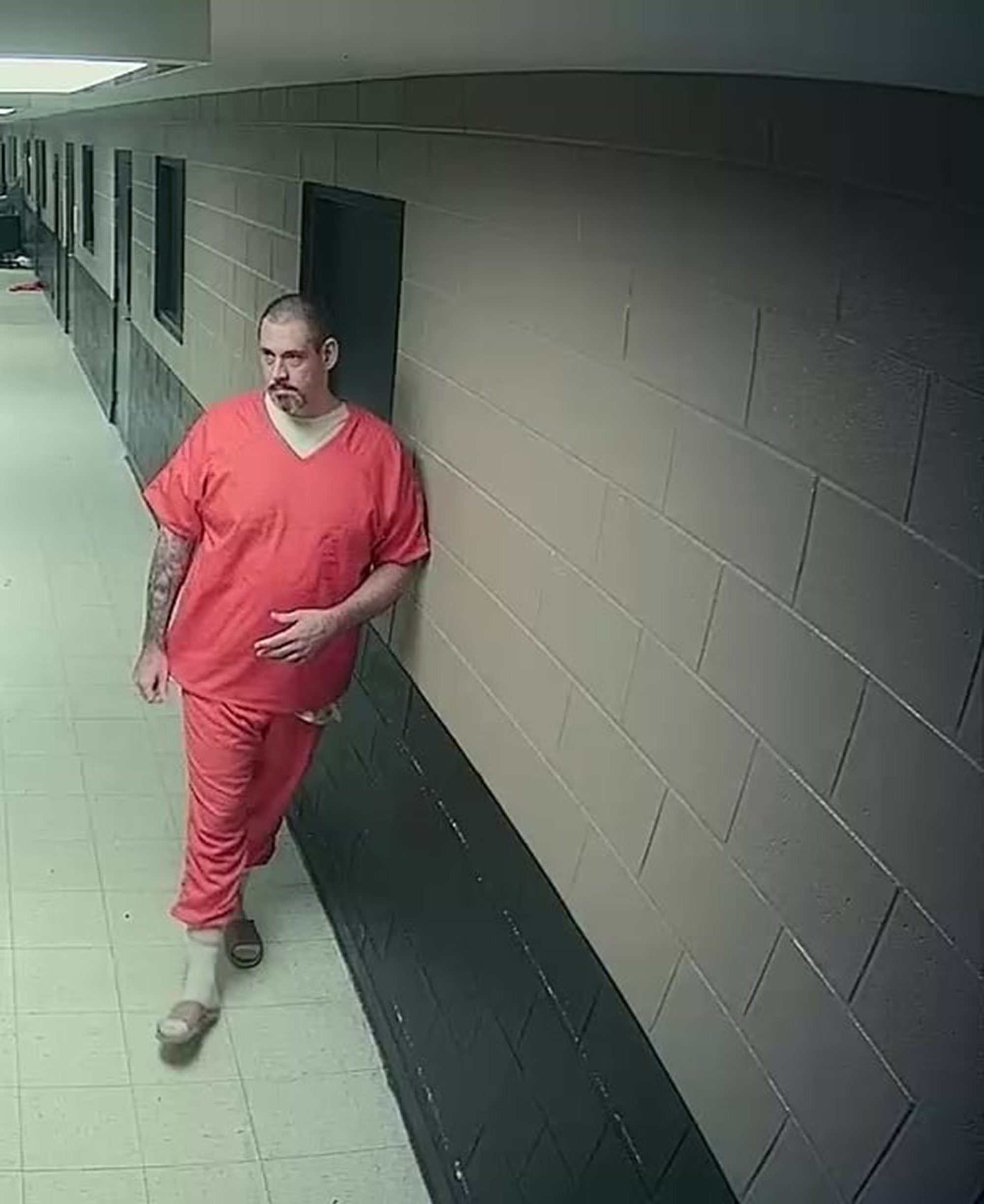 Fugitive Alabama Inmate Casey White Captured After 10 Day Manhunt Ex Prison Officer Vicky White 3774
