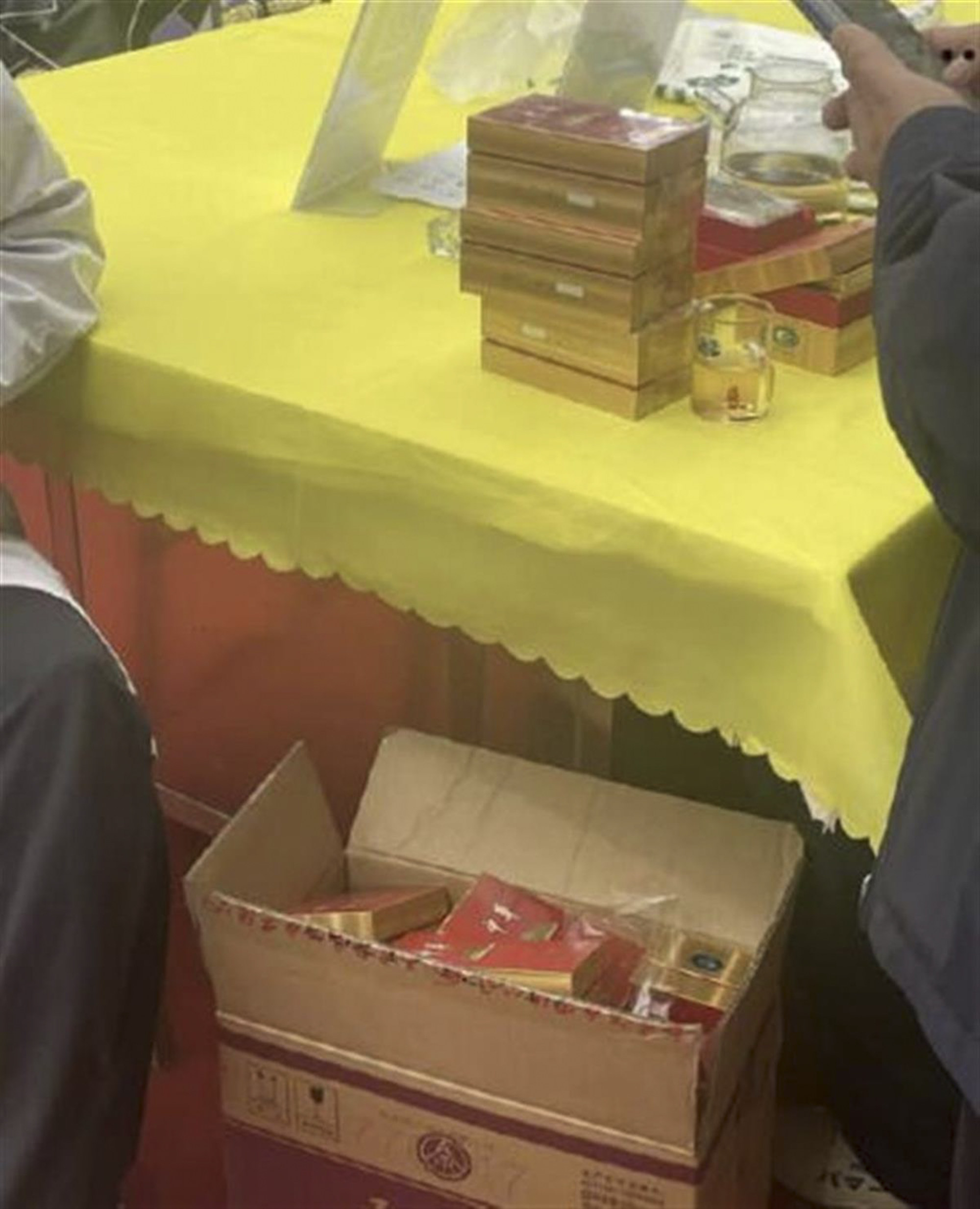 Chinese Funeral Costing US 1 5 Million With Heavy Drinking And