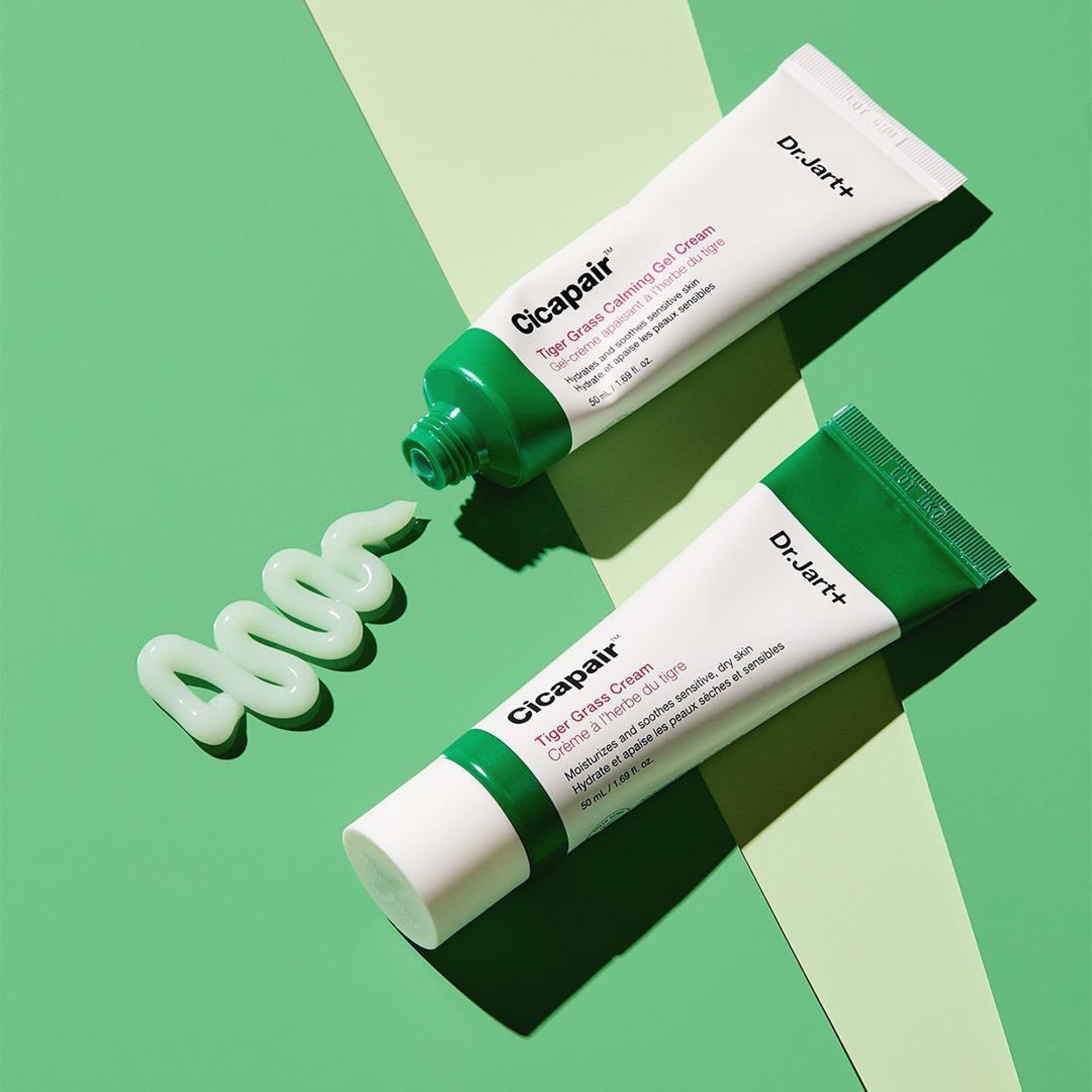 Using moisturisers to keep your skin hydrated can help fight rosacea as they create a barrier that keeps irritants away.