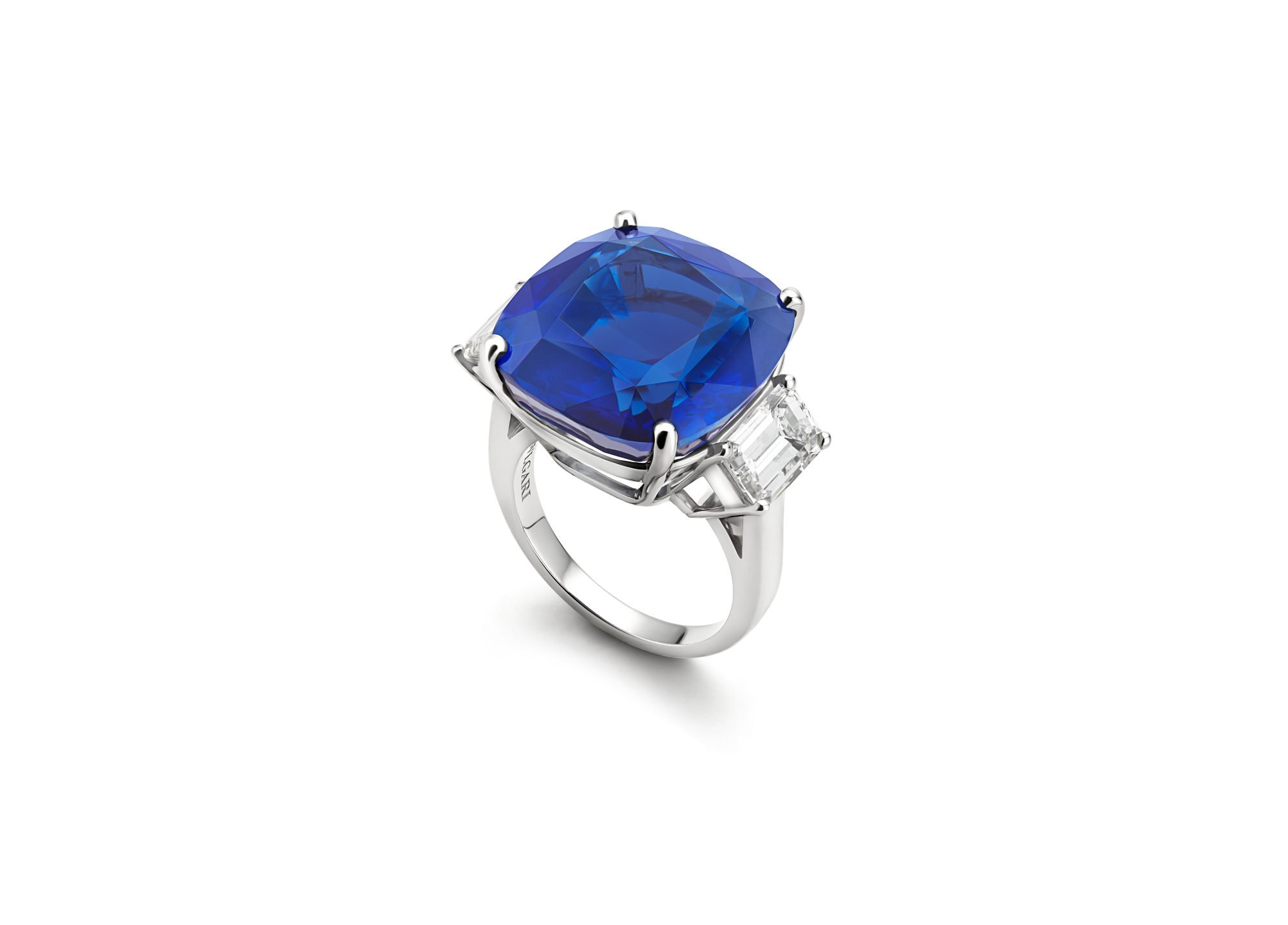 High Jewellery Pieces with Blue Gemstones for December