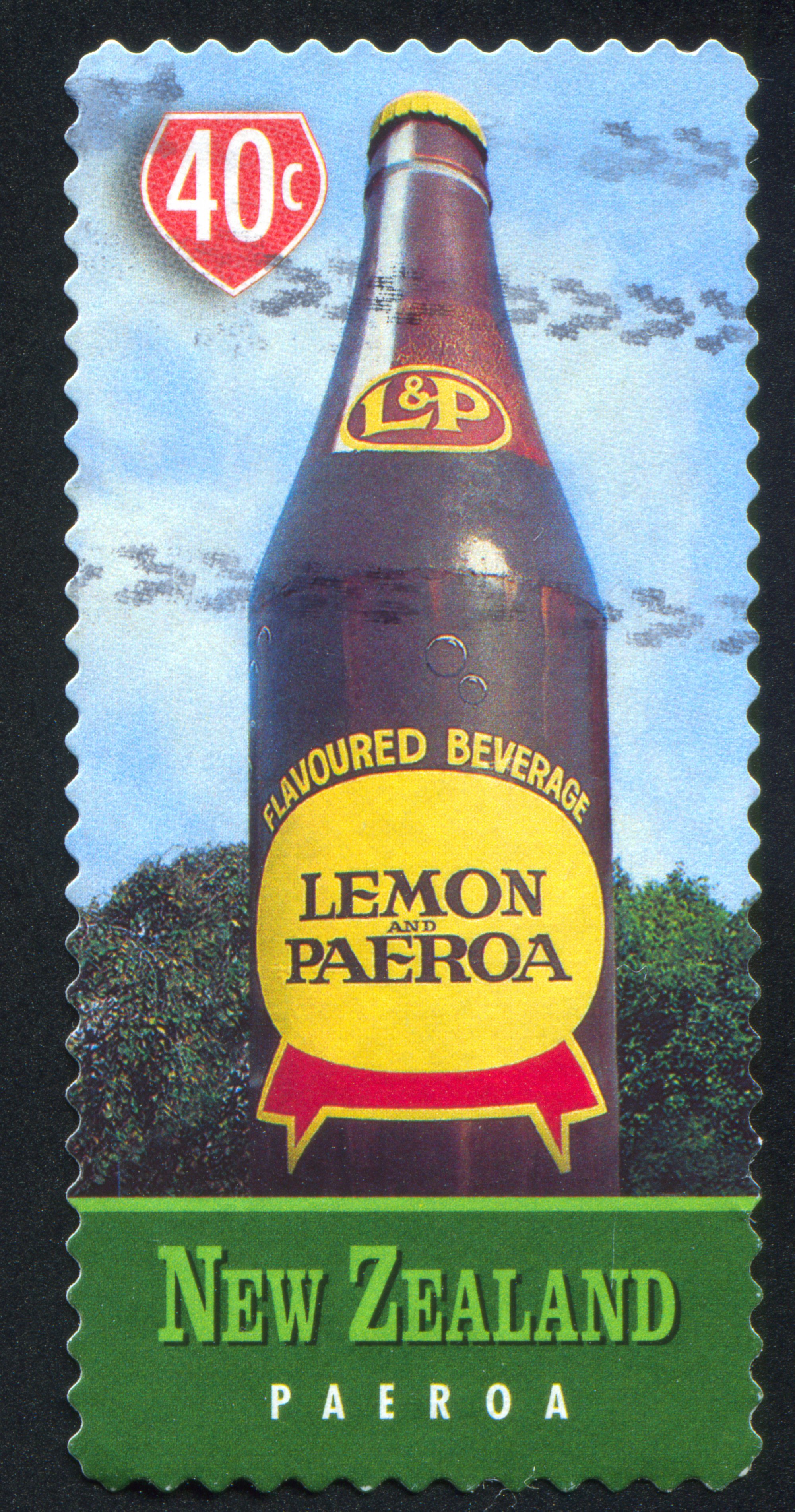 Lemon and Paeroa is New Zealand’s favourite fizzy drink. Photo: Shutterstock
