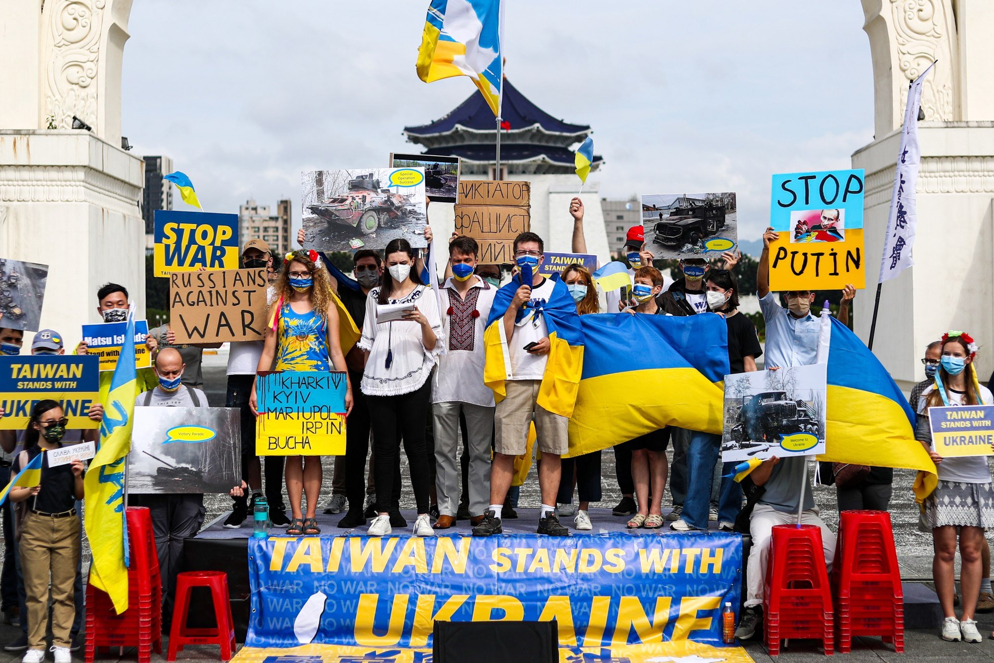 Demonstrators in Taipei in support of Ukraine on Sunday. Photo: EPA-EFE