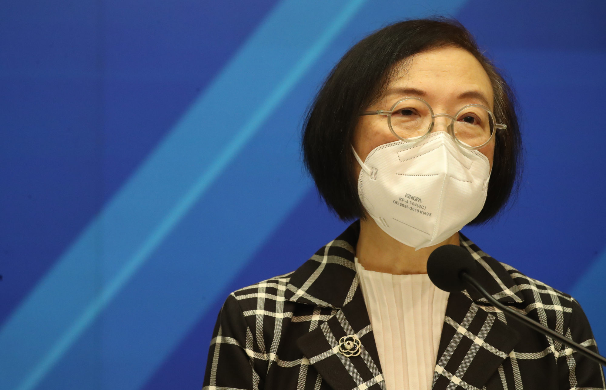 Professor Sophia Chan has defended the city’s vaccine pass scheme in a newspaper column. Photo: Edmond So