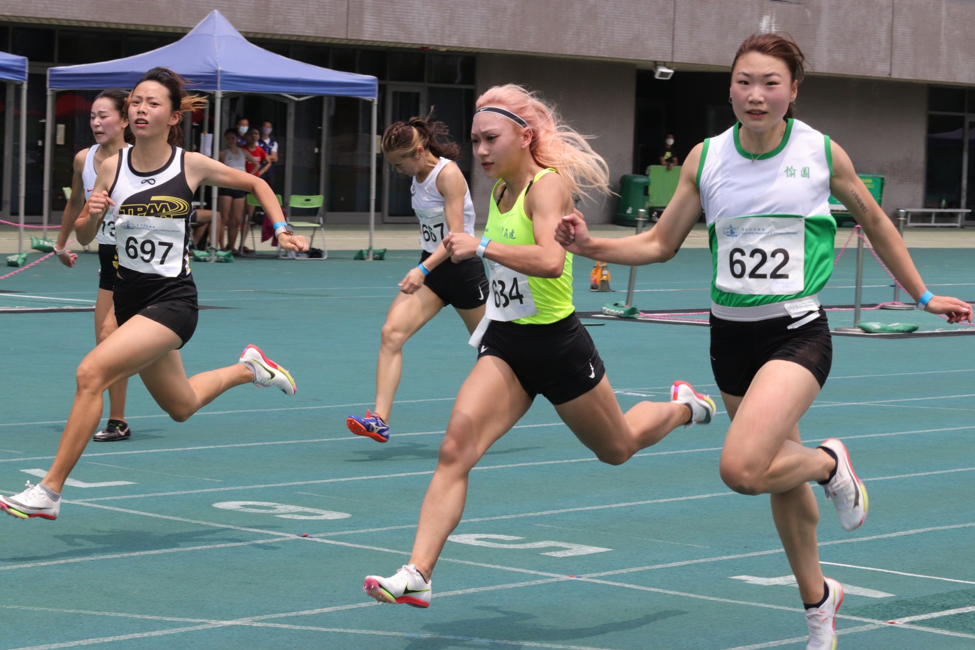 hong kong’s world-class junior hurdler rico cheung finds fast track at senior level