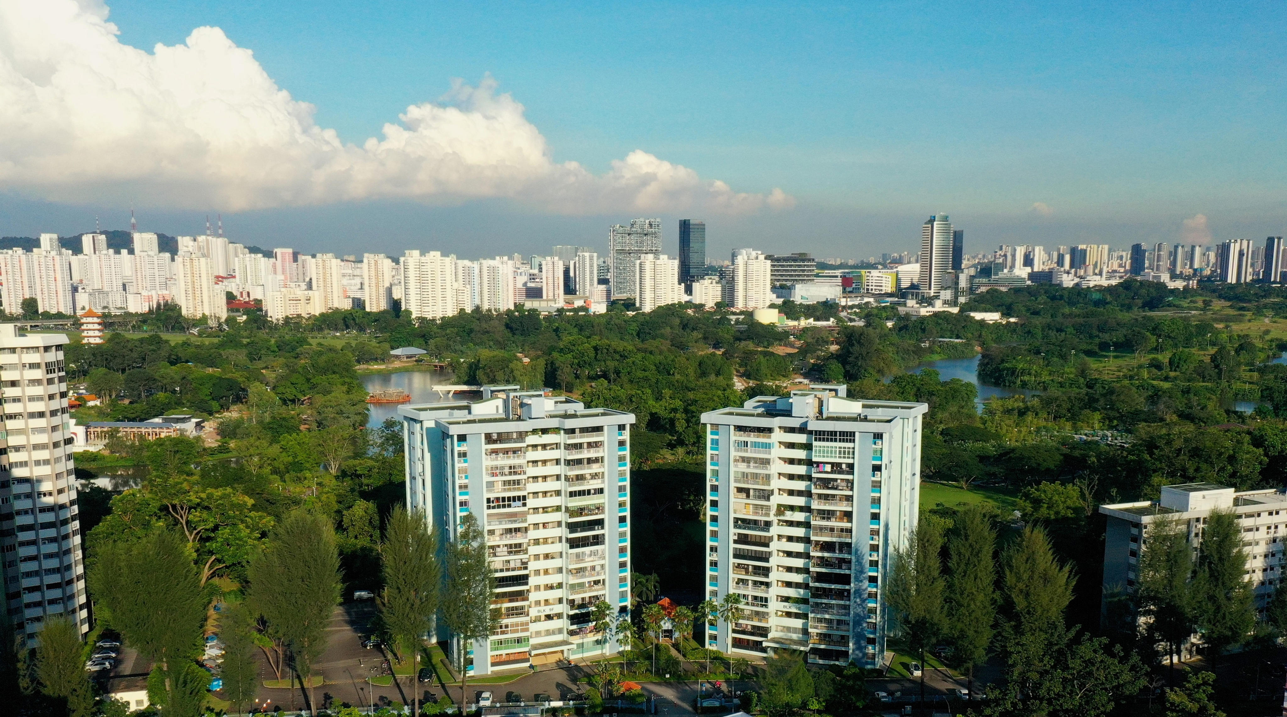 Wing Tai Holdings won the tender for the collective purchase of Lakeside Apartments in Singapore for S$274 million. Photo: Handout
