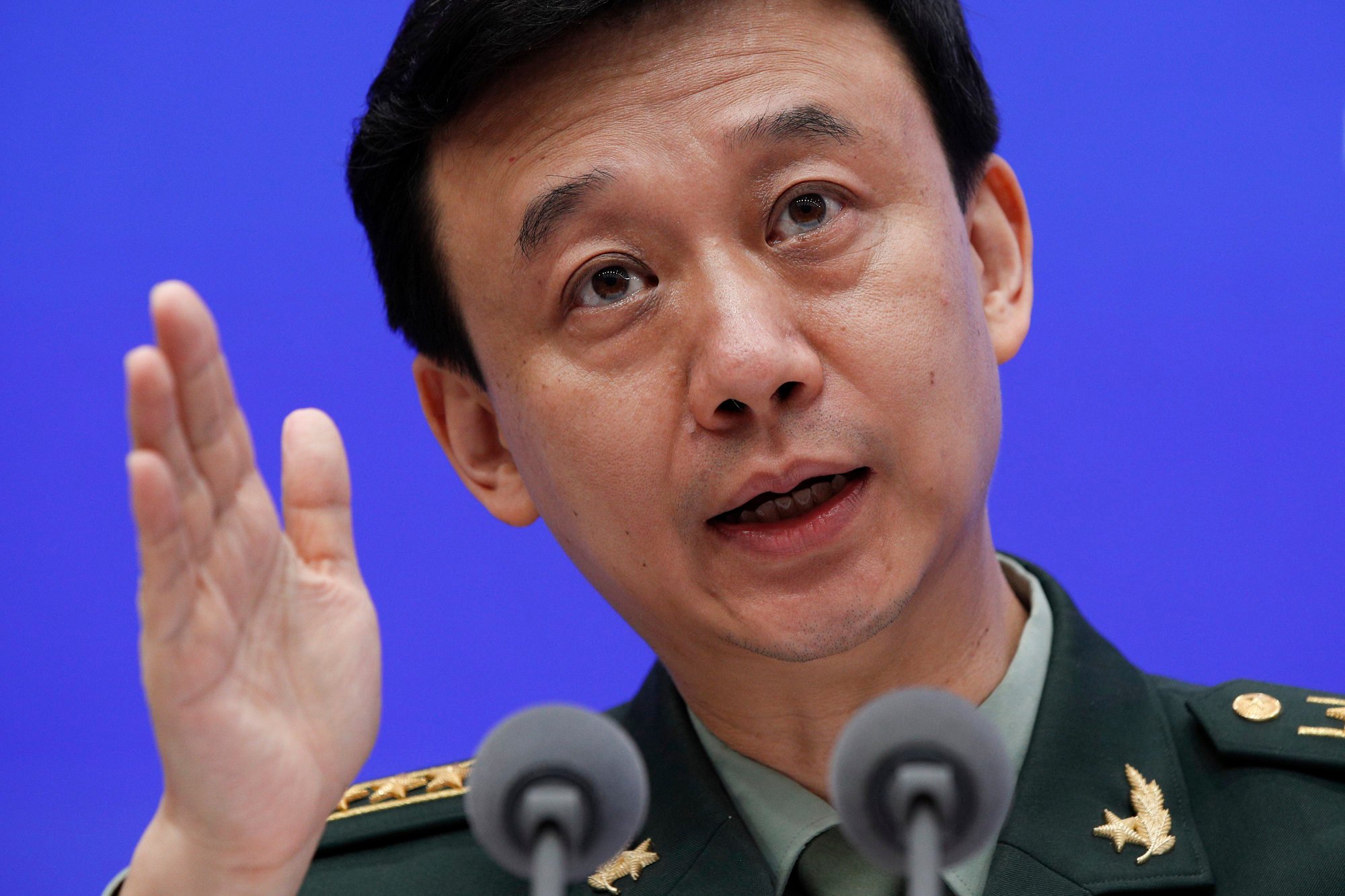 Китай заявляет что готов к прямому военному. У Цянь Министерство обороны Китая. Представитель Минобороны КНР Тань кэфэй.
