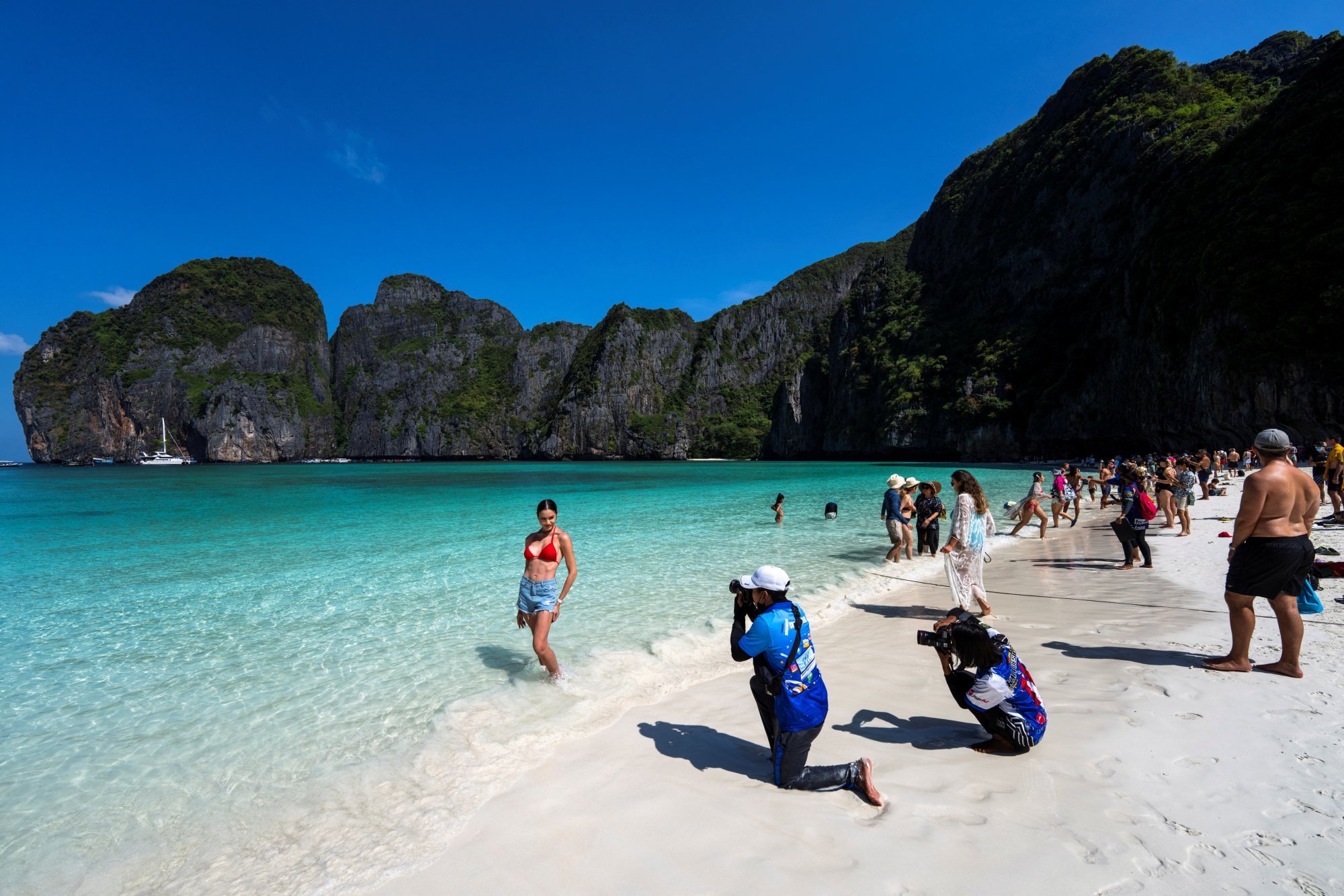 Phuket mai beaches. Майя Бэй Таиланд. Майя Бэй 2022. Тайланд бухта Майя Бэй. Пляж Майя Бэй Таиланд.