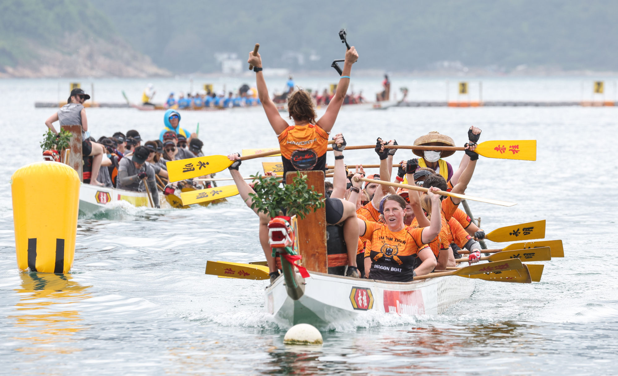 Return of the dragon: Hong Kong welcomes back drum beats and crowds for  Dragon Boat Festival, but race turnout still below pre-pandemic levels