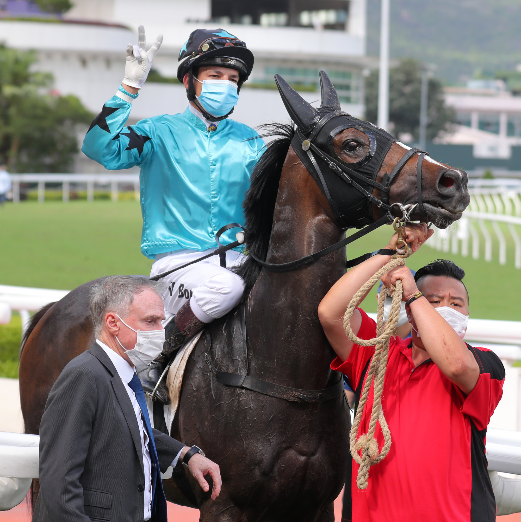 Jockey Vagner Borges celebrates a long-awaited victory.