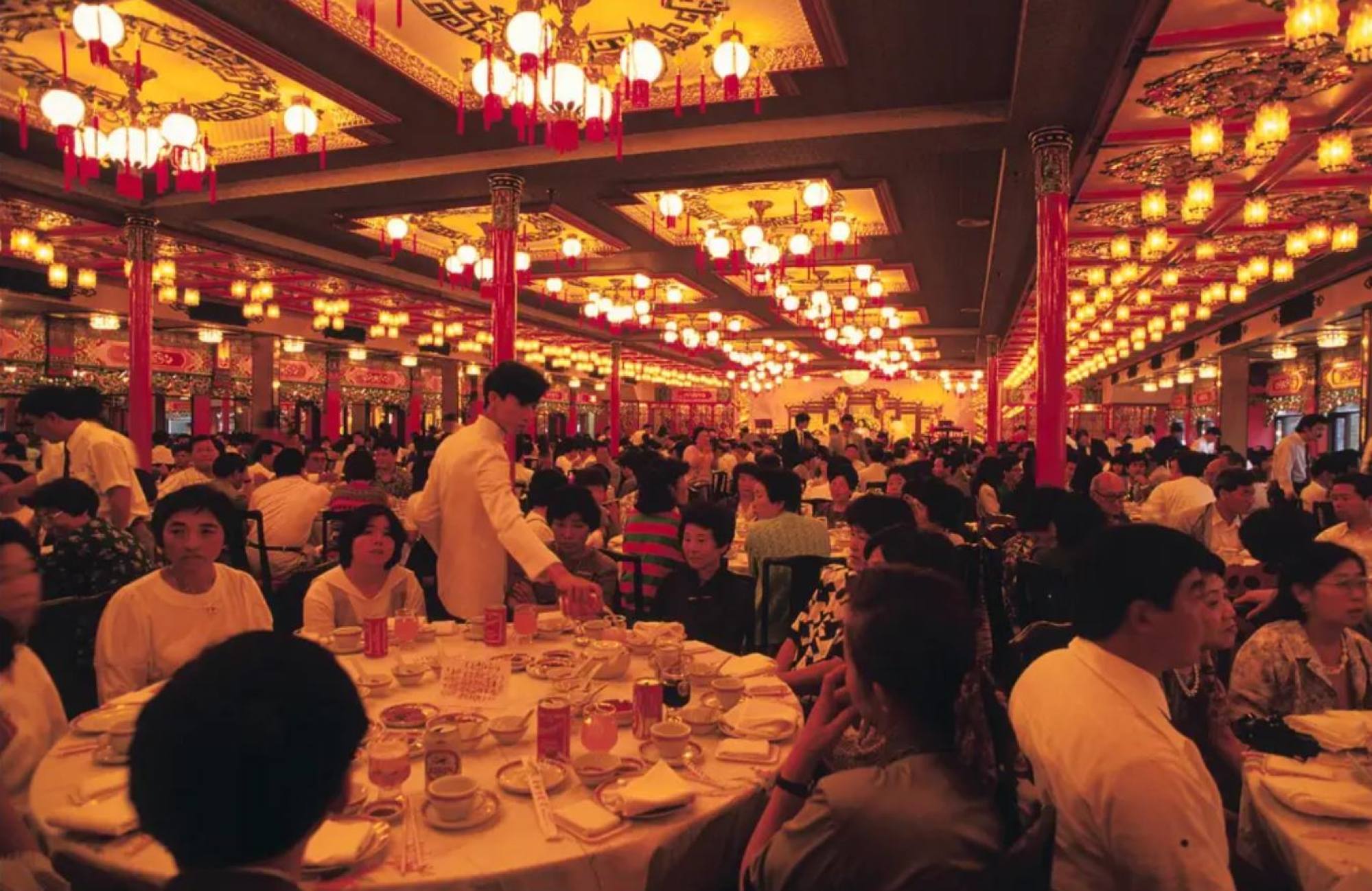 Jumbo Restaurant in Hong Kong could seat up to 2,300 diners. Photo: Getty Images