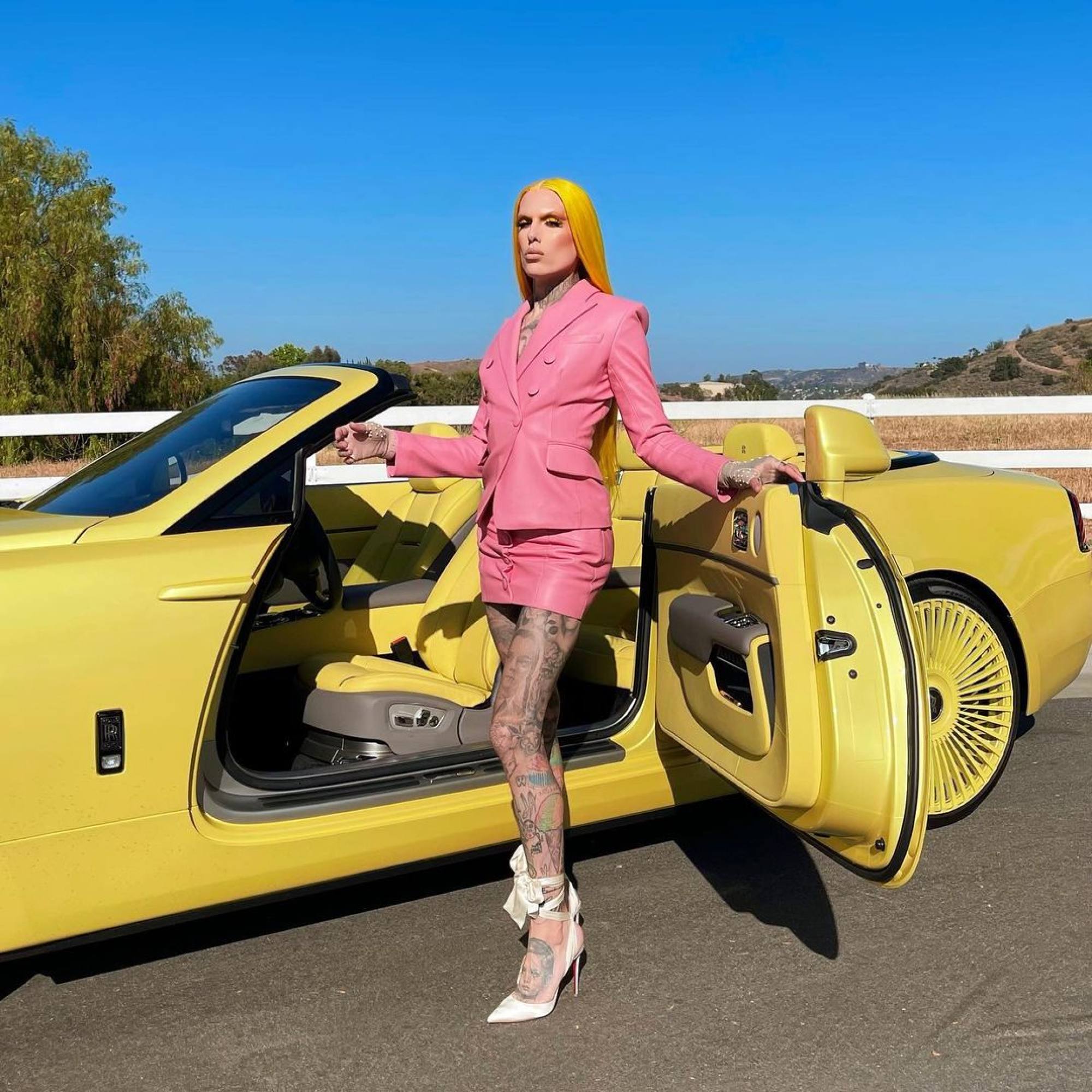 Inside Jeffree Star's controversial US$200 million net worth: the r  and vegan beauty mogul bought a yak farm, splurges on hot pink  Lamborghinis, fuchsia Hermès Birkins, and owns mega mansions