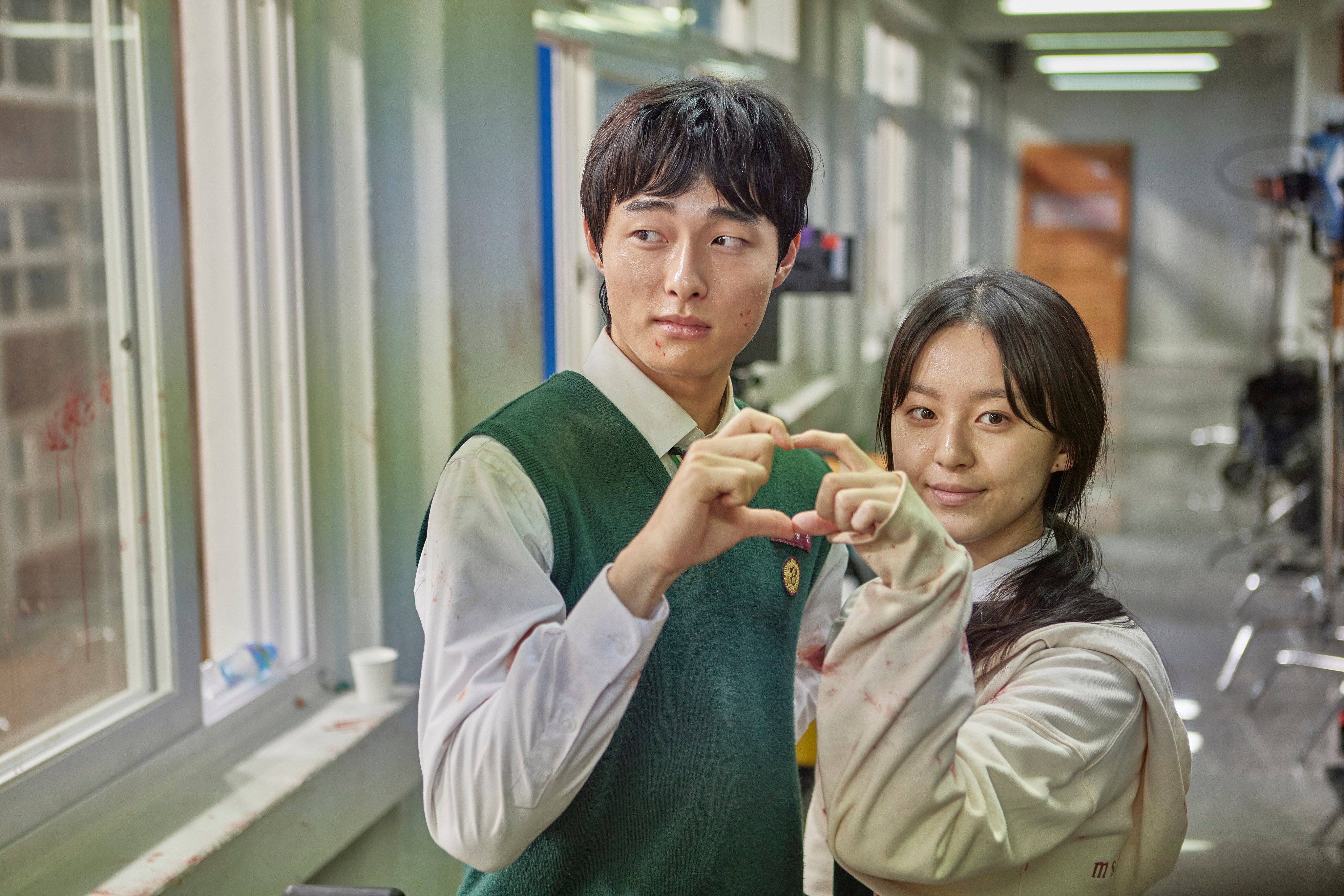 Watch: “All Of Us Are Dead” Stars Yoon Chan Young, Park Ji Hu, Cho