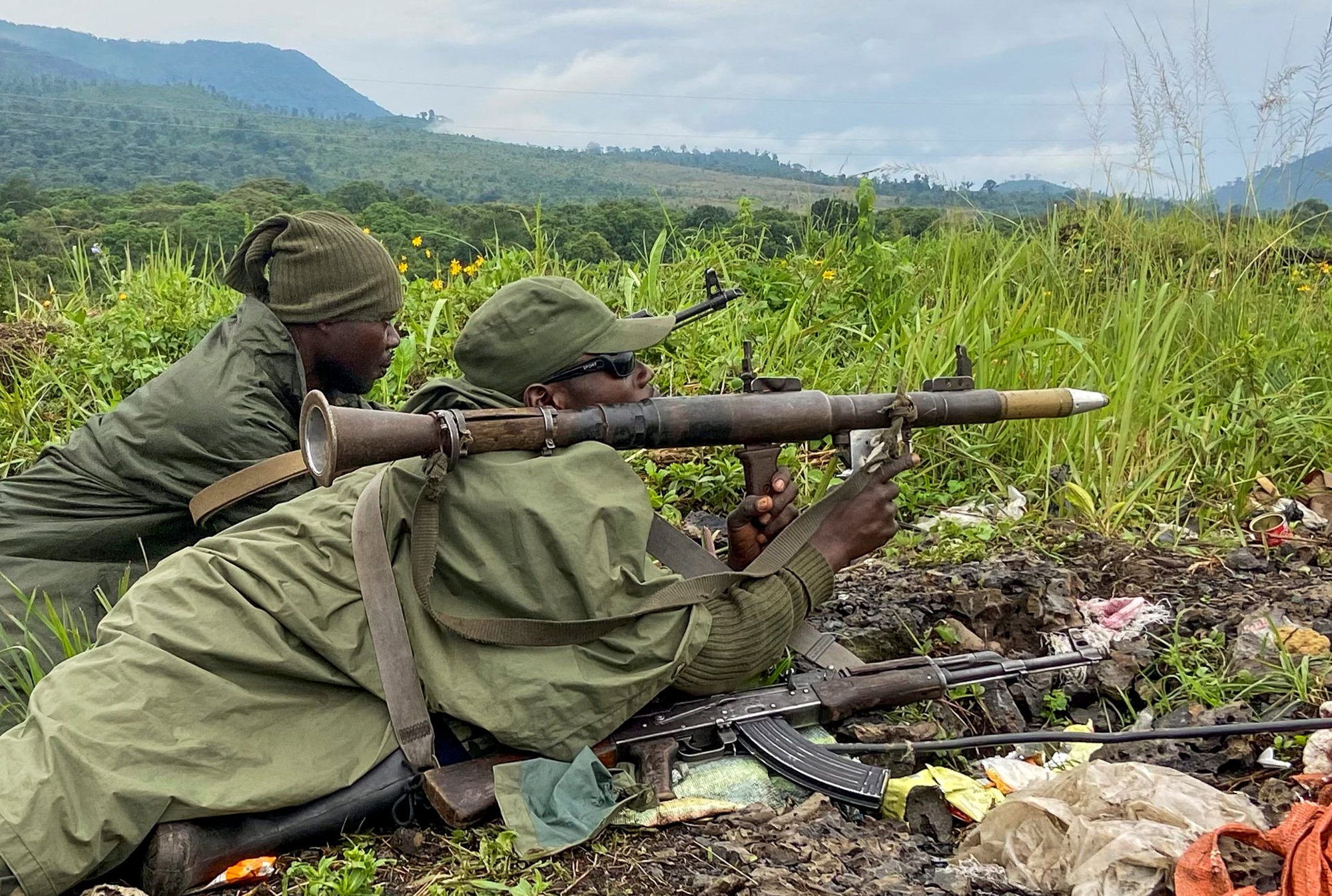Congolese soldiers near the Congolese border with Rwanda, outside Goma. Photo: Reuters