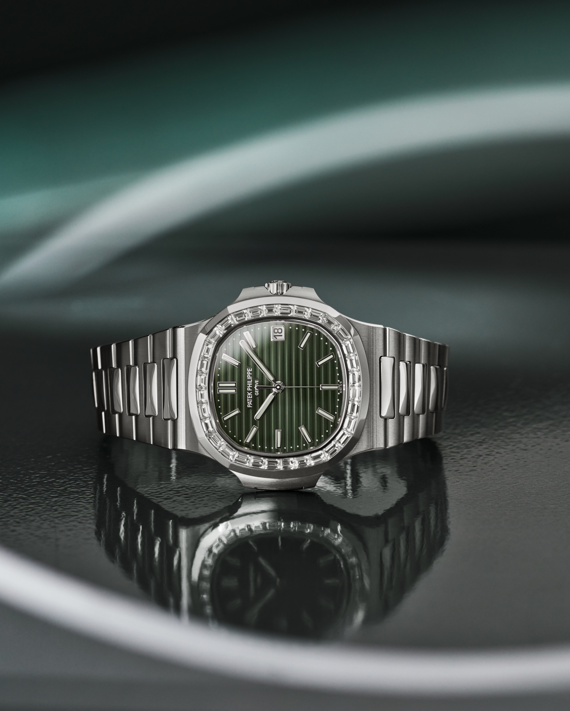 Patek Philippe Nautilus Watches From SwissLuxury