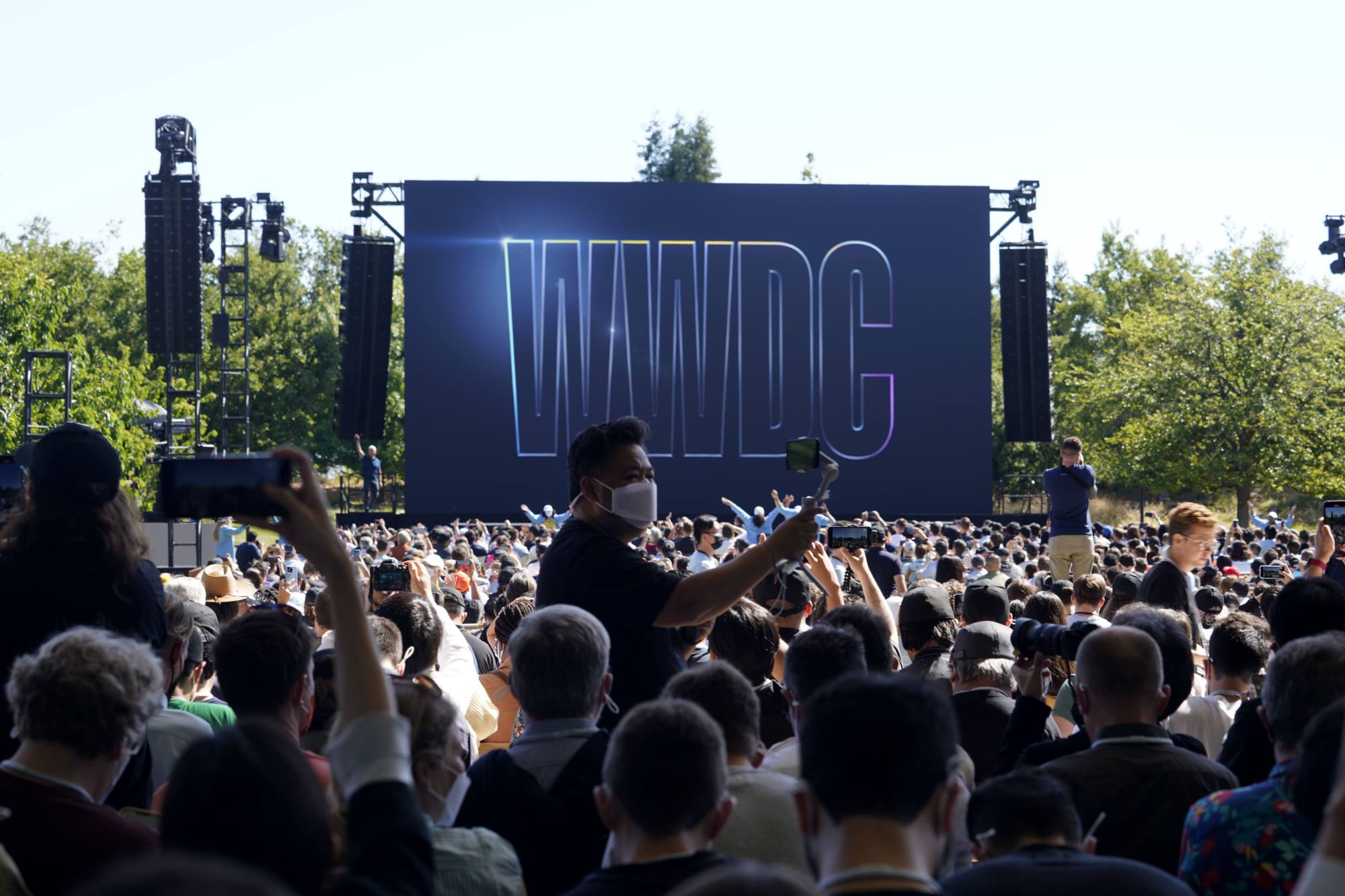 A large audience, including journalists and industry analysts, are seen before the start of a keynote address at the opening of Apple’s Worldwide Developers Conference on June 6, 2022 at the US tech giant’s headquarters in Cupertino, California. Photo: Xinhua