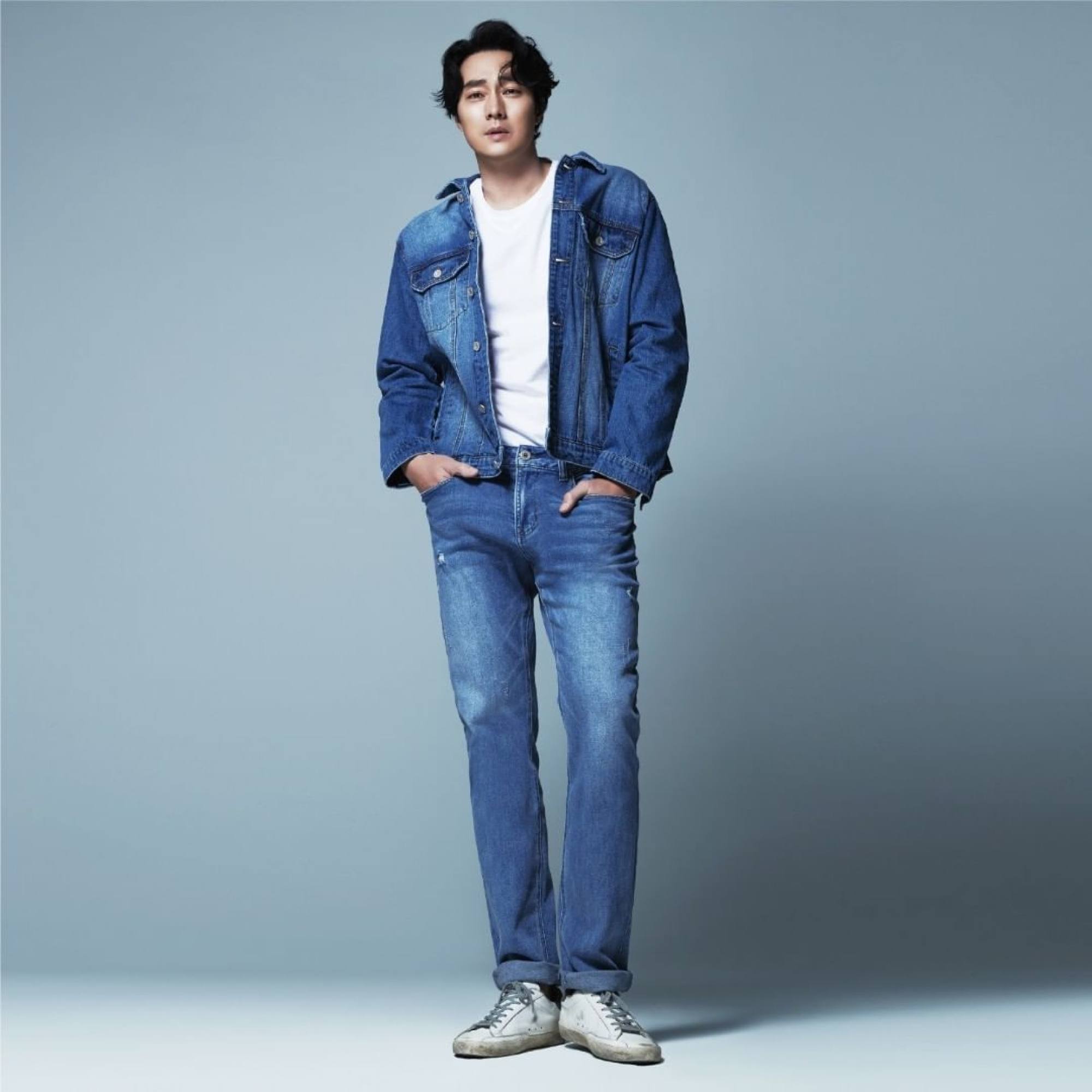 So Ji-sub is the star of newly released K-drama Dr Lawyer. Photo: @nixkorea.official/ Instagram