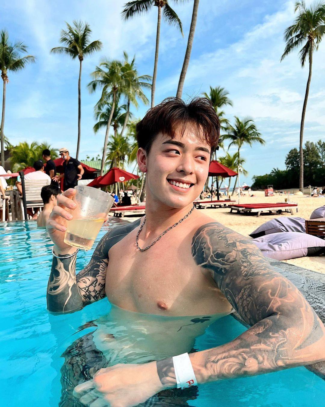 Arrested for explicit OnlyFans content, Titus Low is (maybe) married to fellow social media star Cheryl Chin and lives an enviable life with a high-end flat, and an expensive car and pets. Photo: @titusslow/Instagram