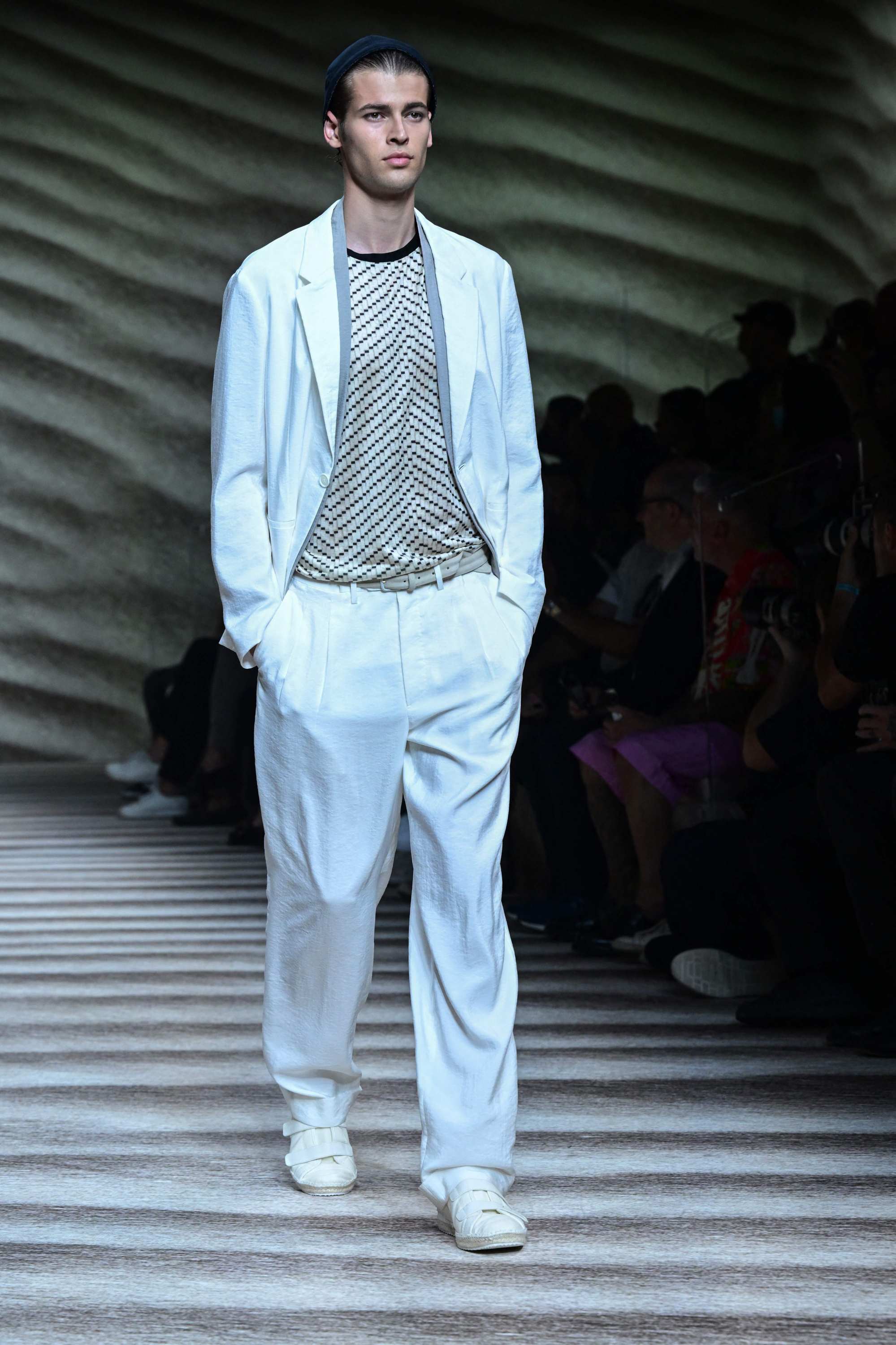 Giorgio Armani Spring 2023 Menswear Fashion Show