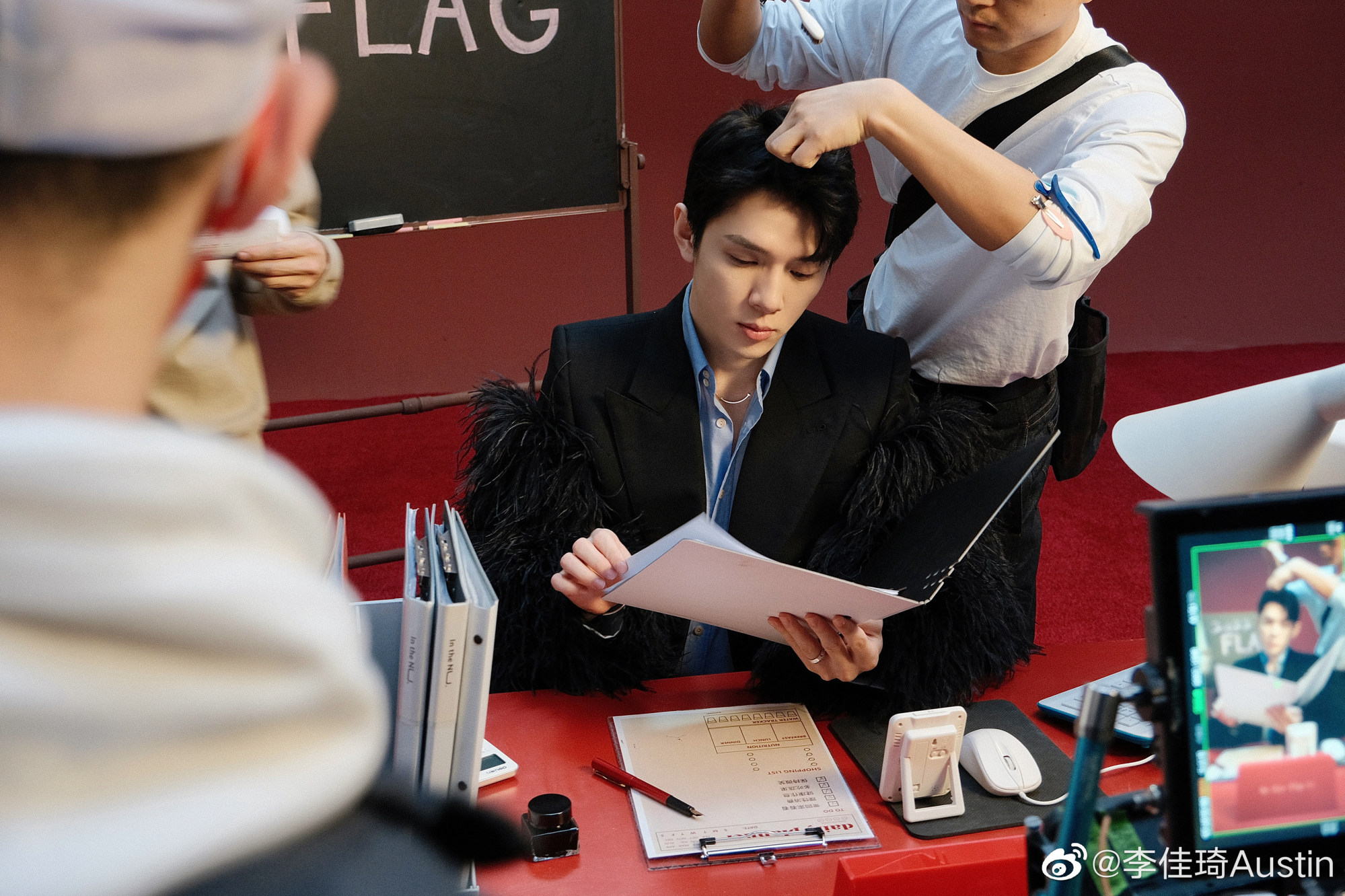 Austin Li was dubbed “the Lipstick King” after he sold 15,000 lipsticks in five minutes. Photo: Weibo