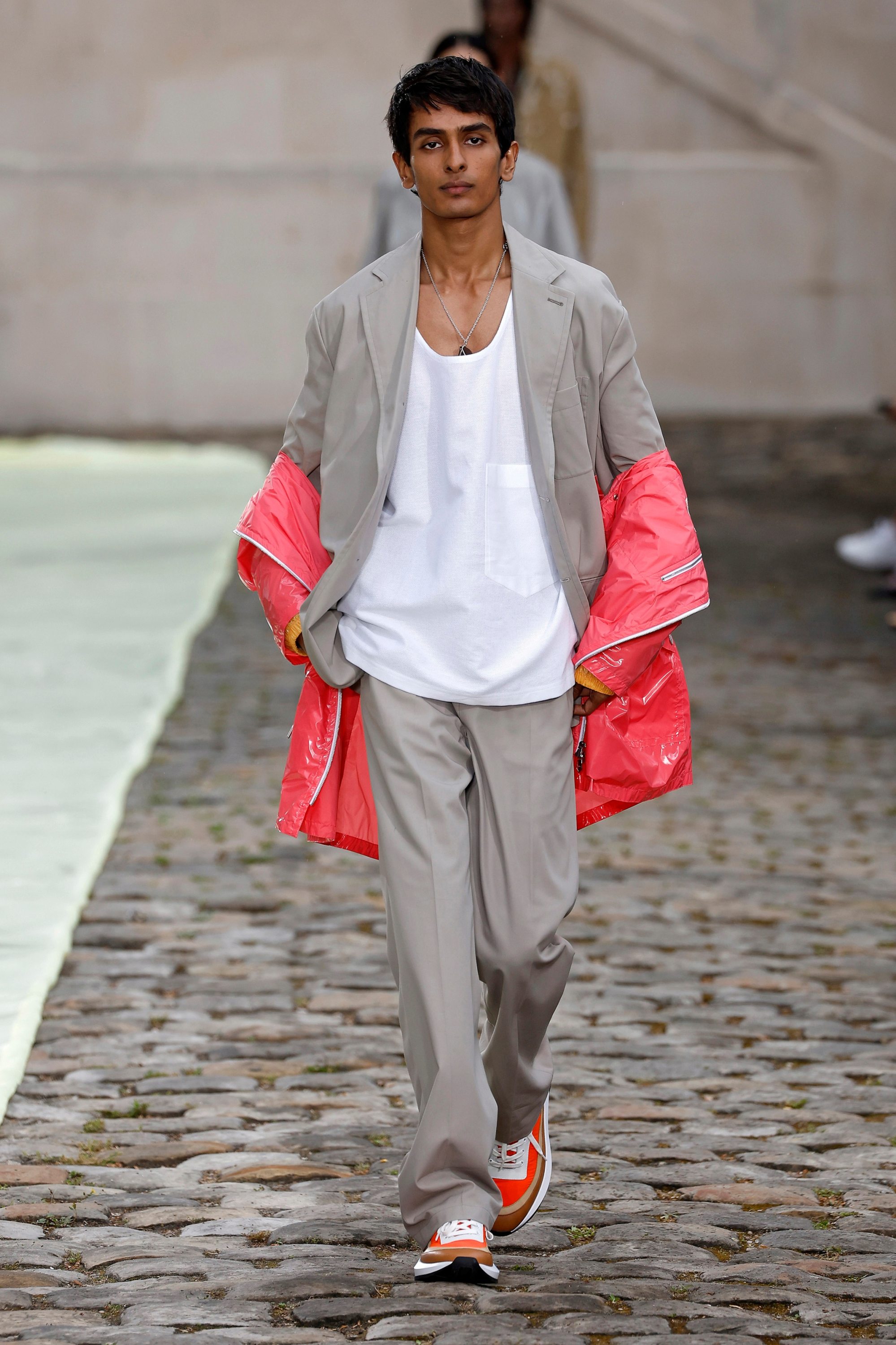 Hermès brought summer holiday vibes to Paris Fashion Week with pastel ...