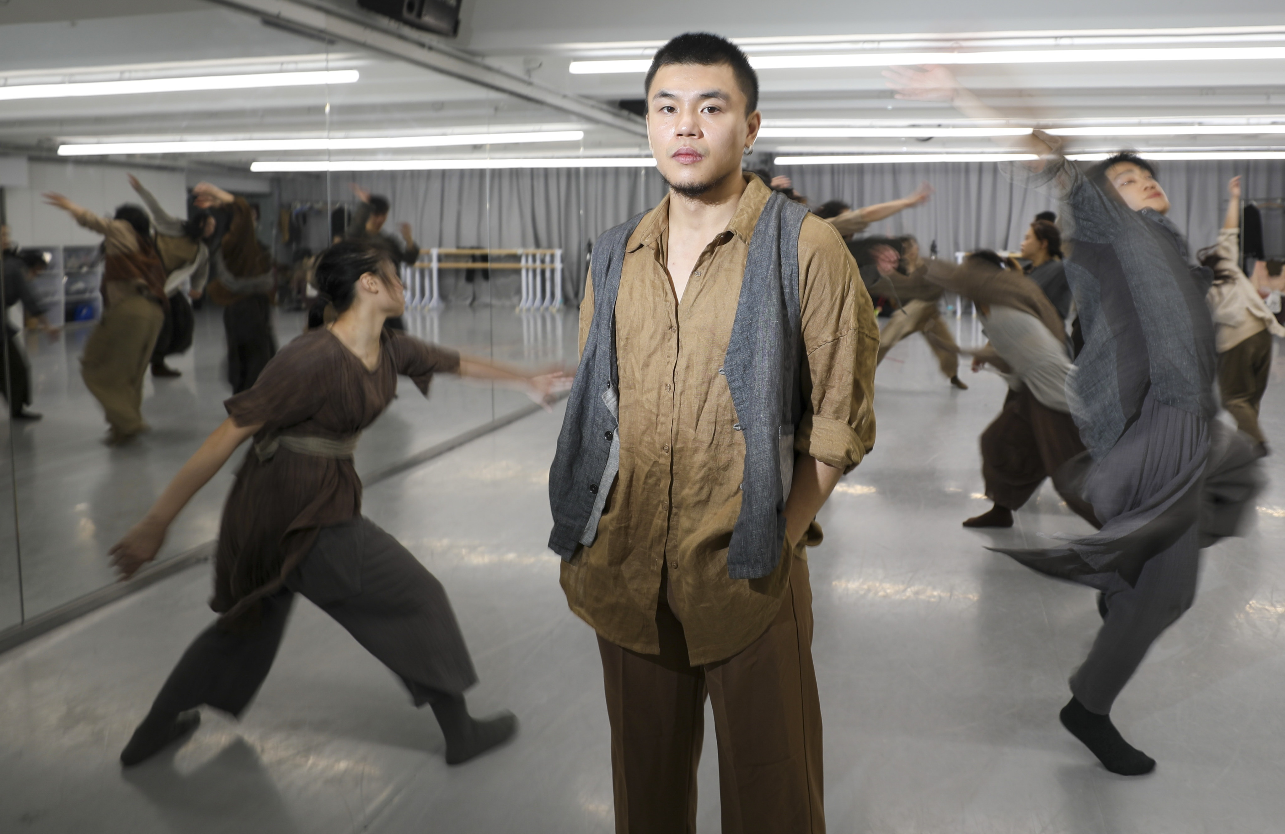Beyond Dance Theatre choreographer Kelvin Mak at a rehearsal of The Wind of Empty in Kwun Tong, Hong Kong. Photo: Xiaomei Chen