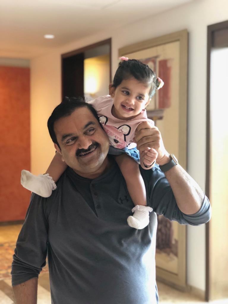 Gautam Adani and his granddaughter, Anuradha Karan Adani. Photo: @AdaniKaran/Twitter 